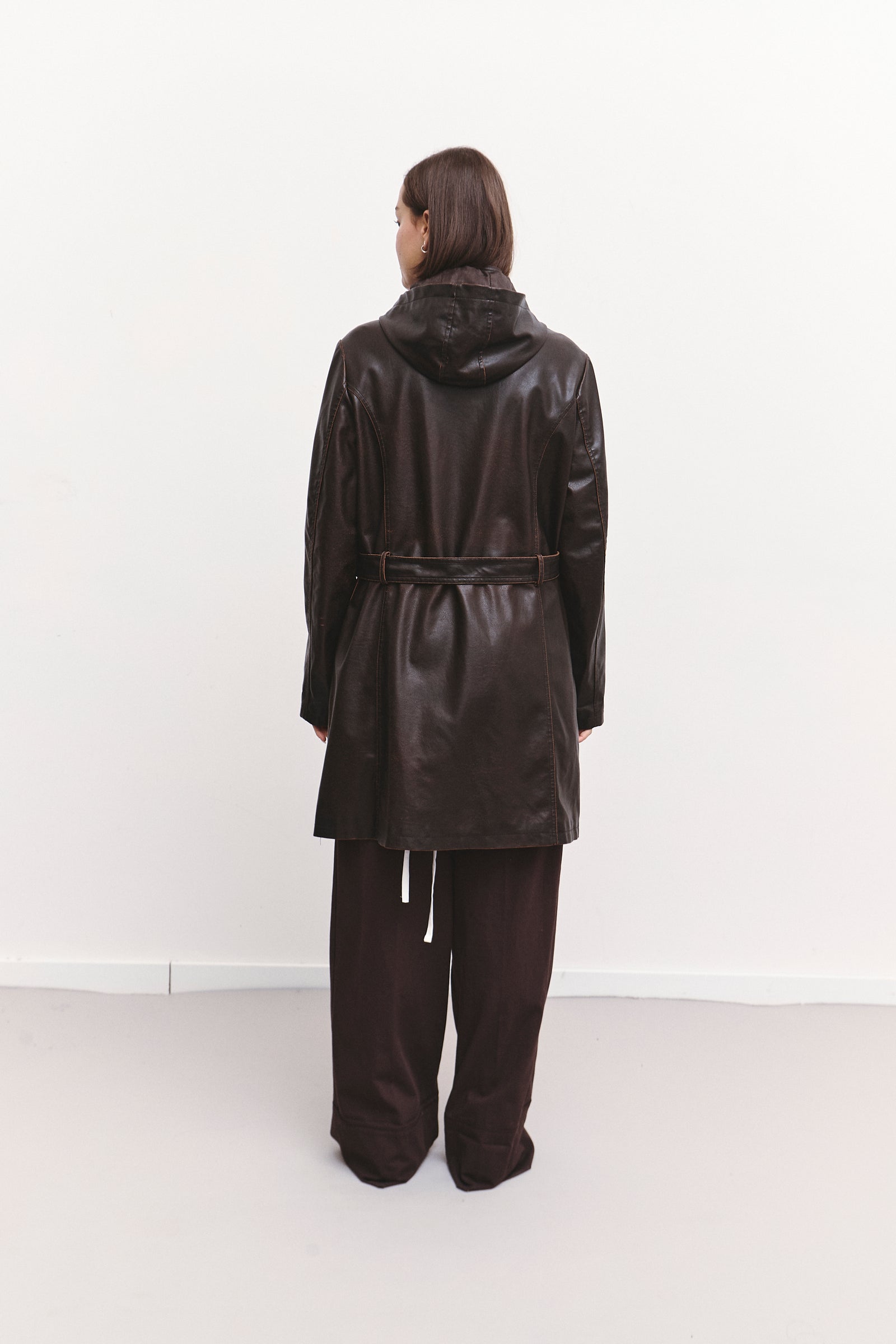 THE UTILITY LEATHER COAT (L/XL)