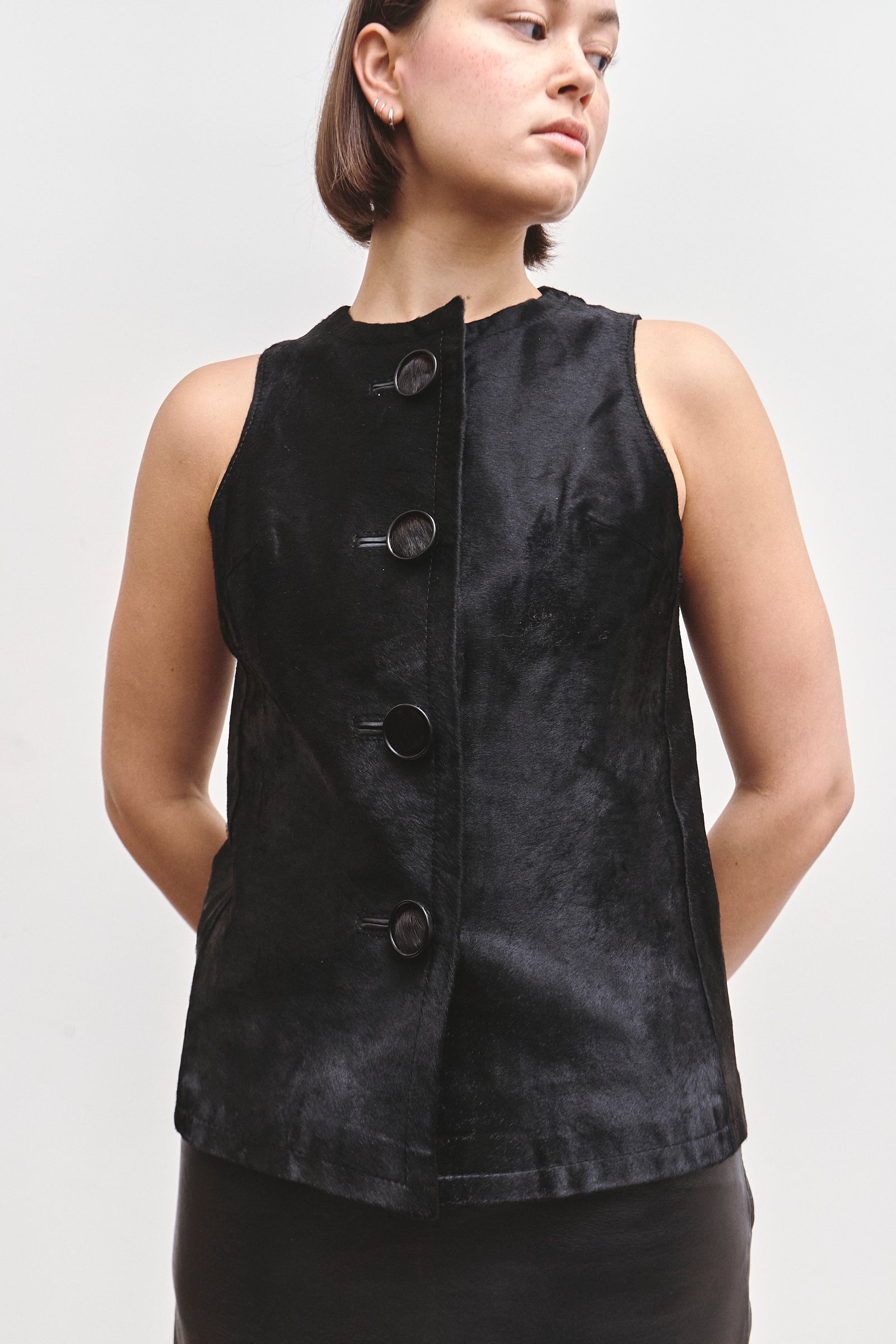 THE COWHIDE VEST (S/M)