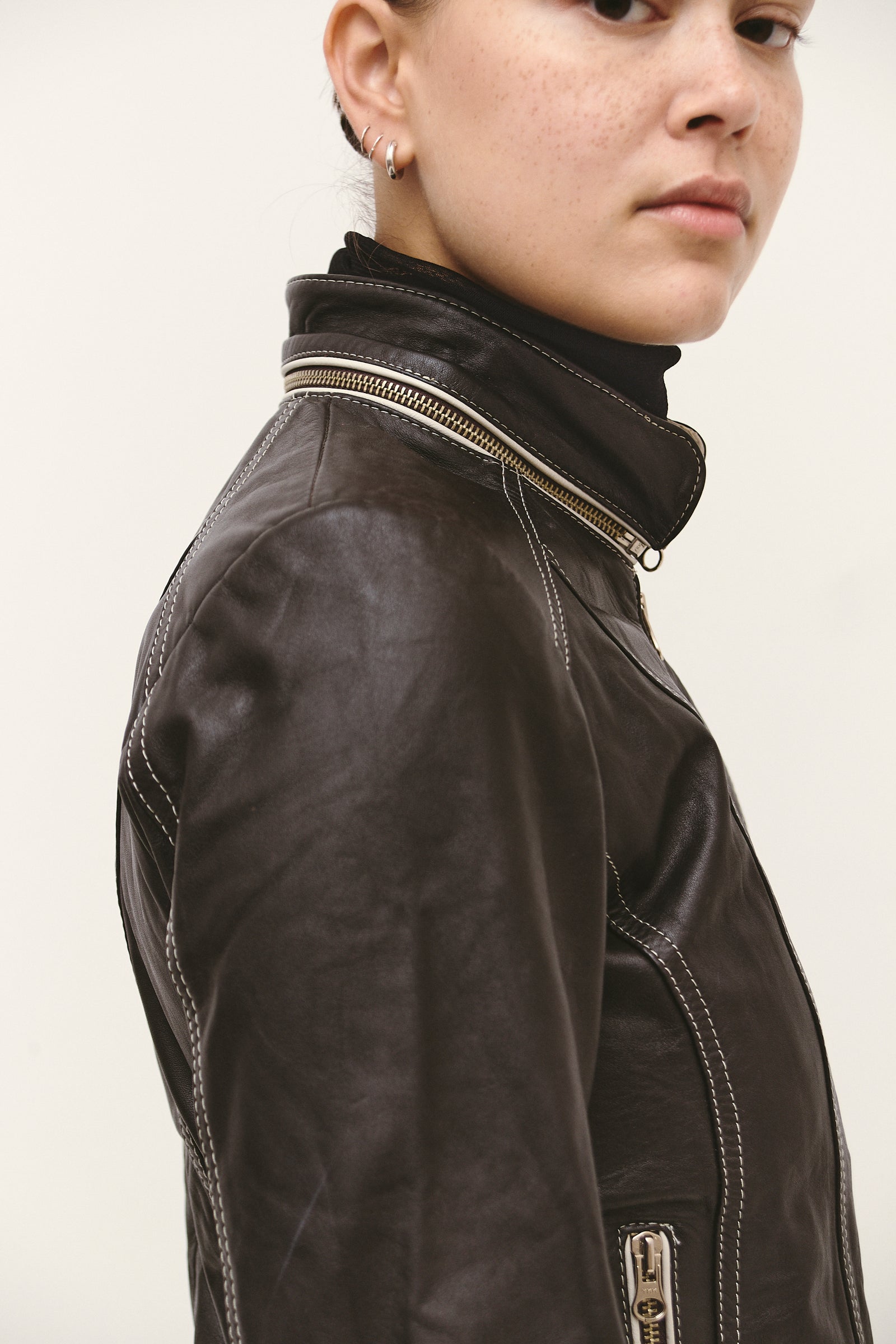 THE DETACHABLE JACKET (XS/S)