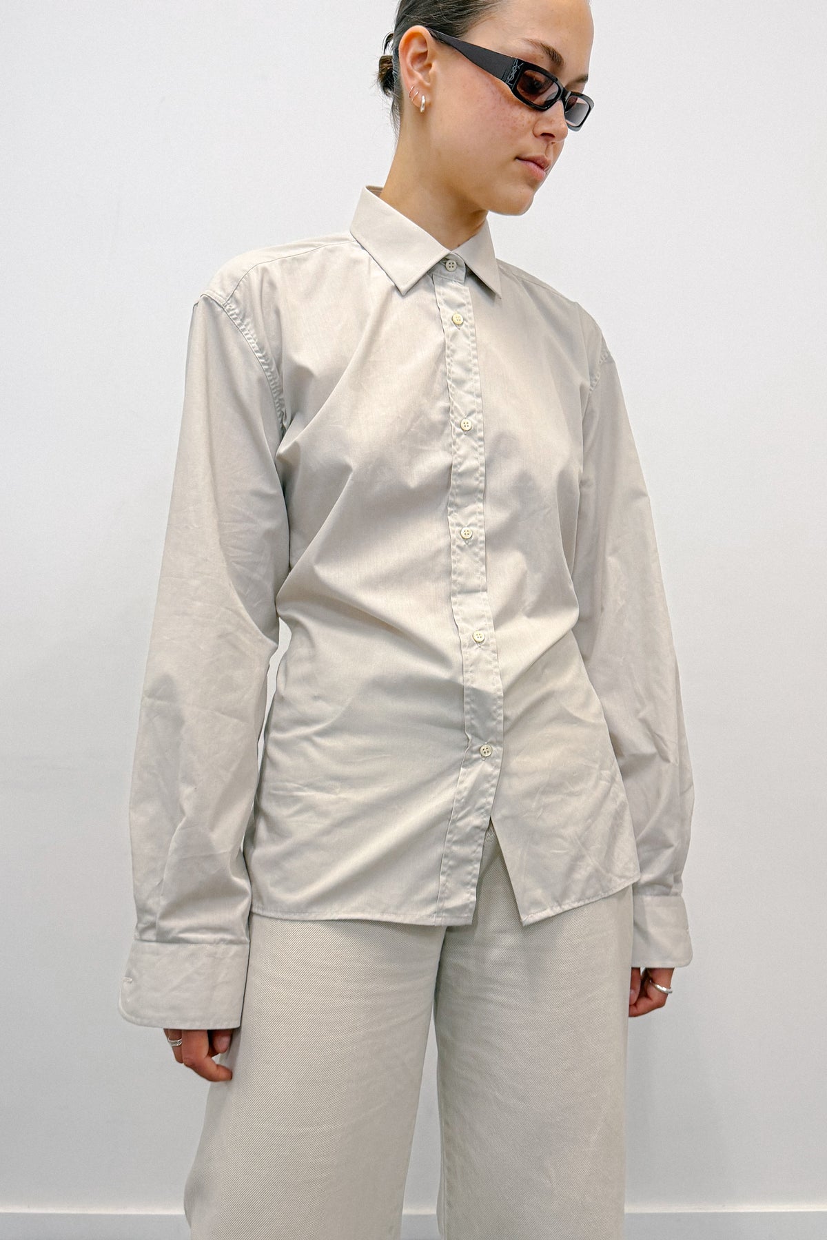 OVERDYED OPEN BACK SHIRT