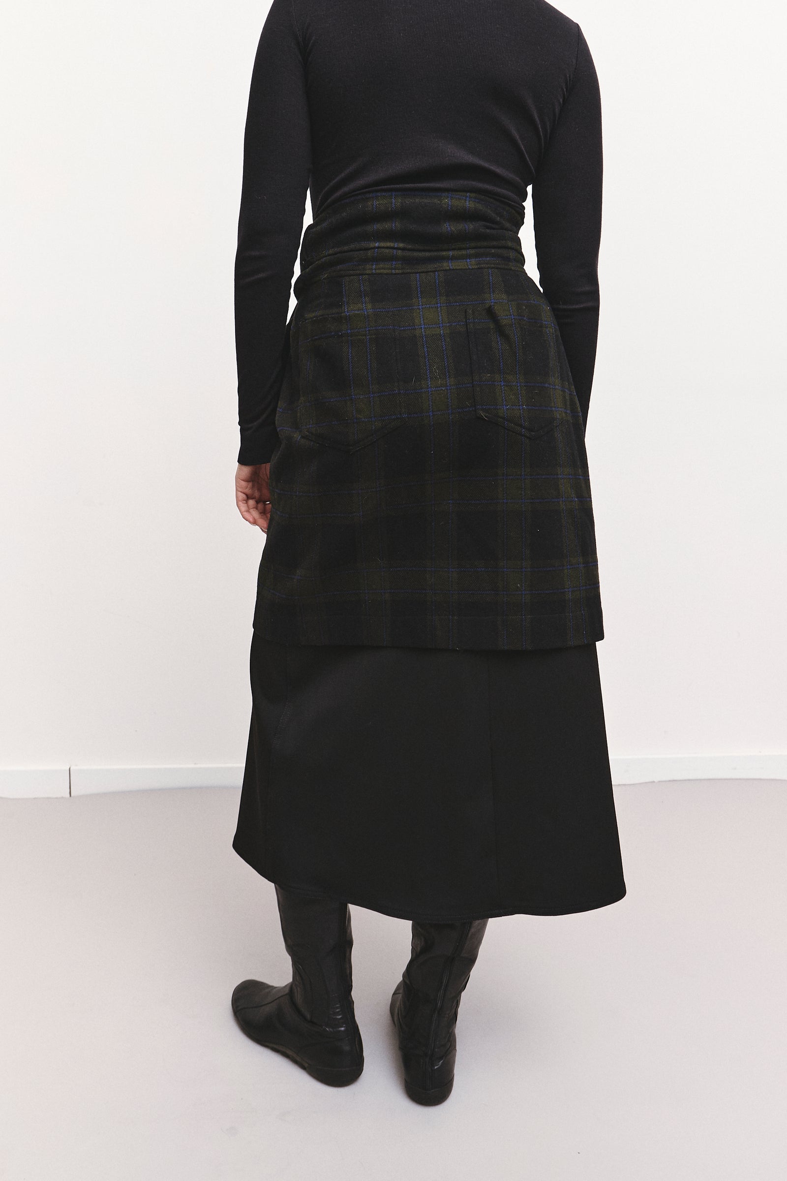 FERRETI STUDIO SKIRT (36/38)