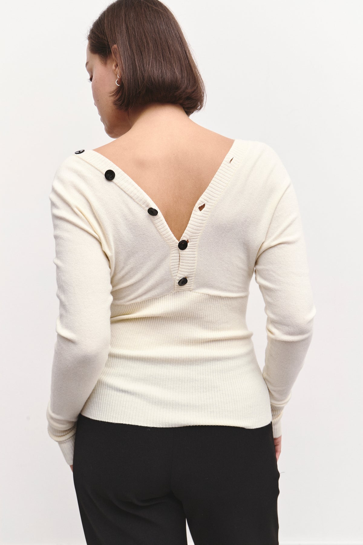 THE BUTTON KNIT (S/M)