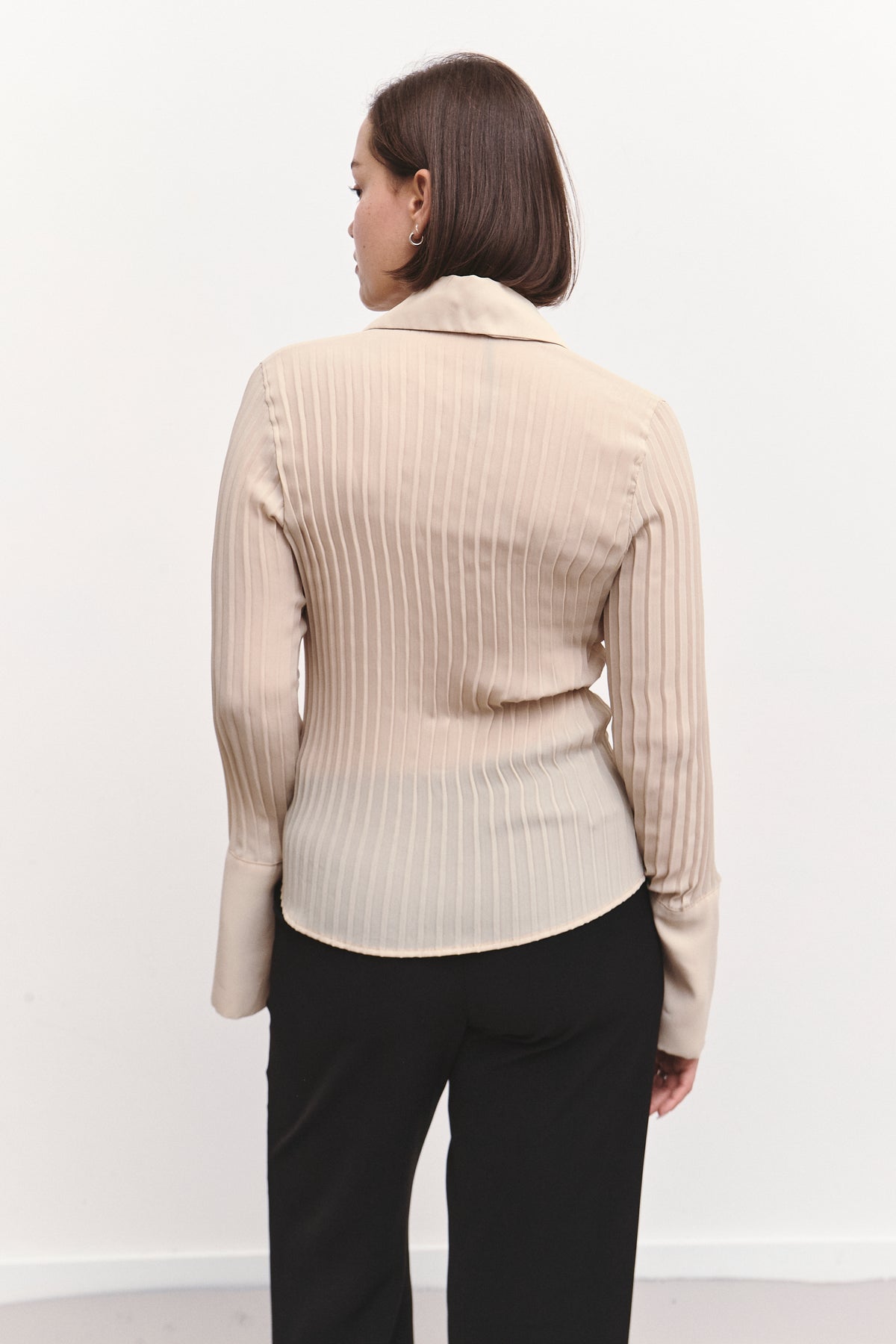THE PLEATED BLOUSE (S/M)