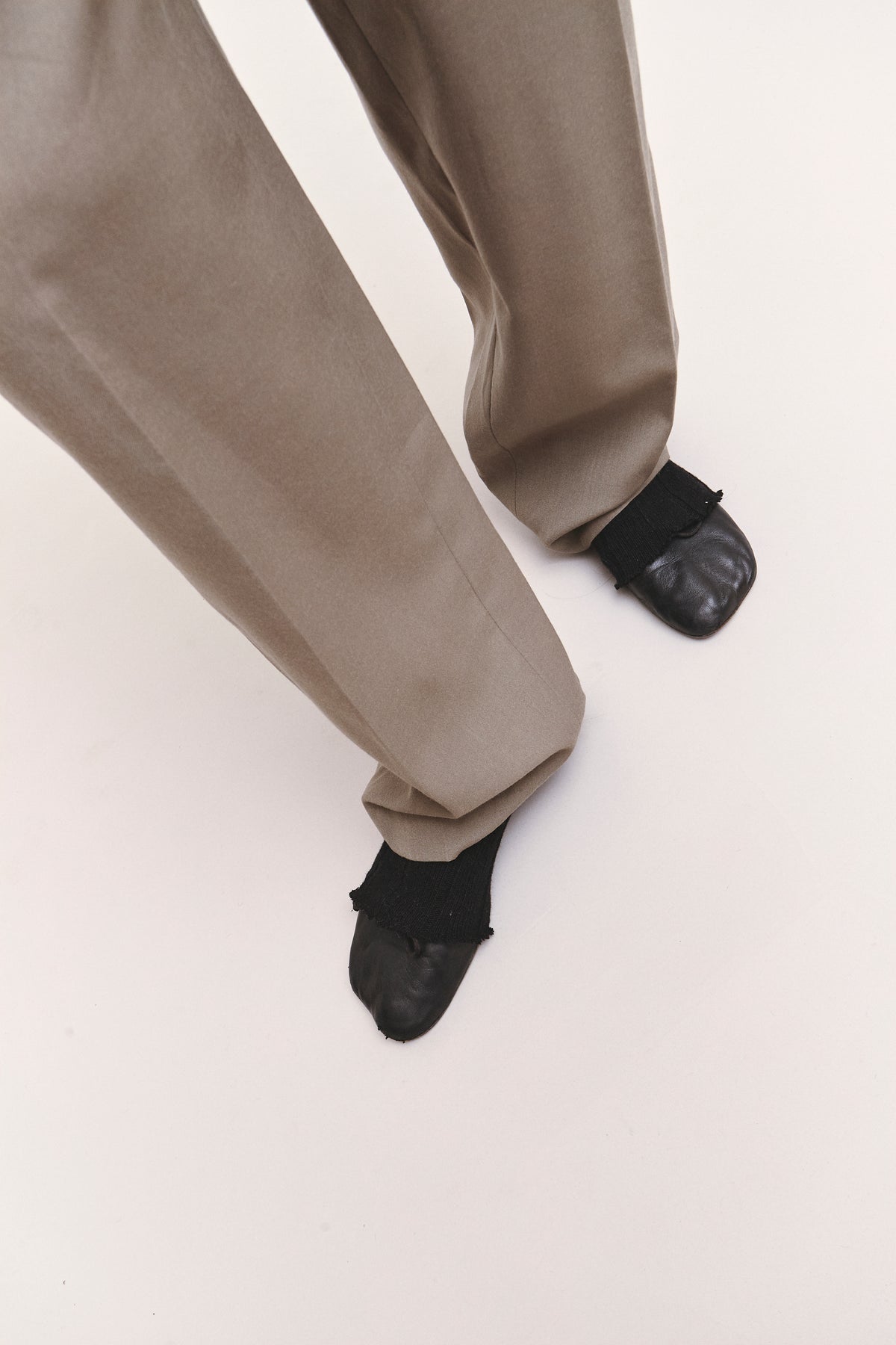 THE OLIVE PANTALON (36/38)