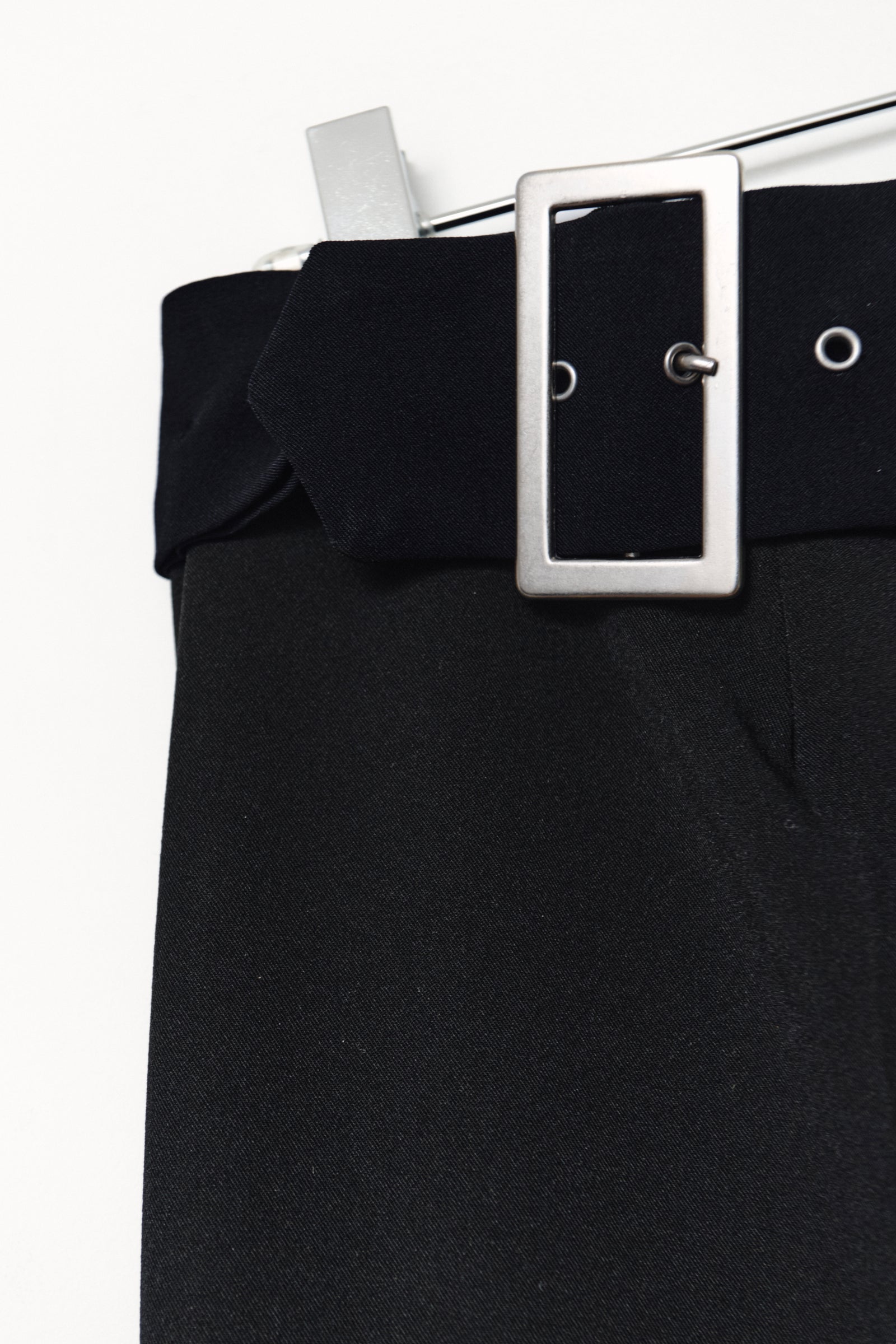 THE BUCKLE PANT (36/38)