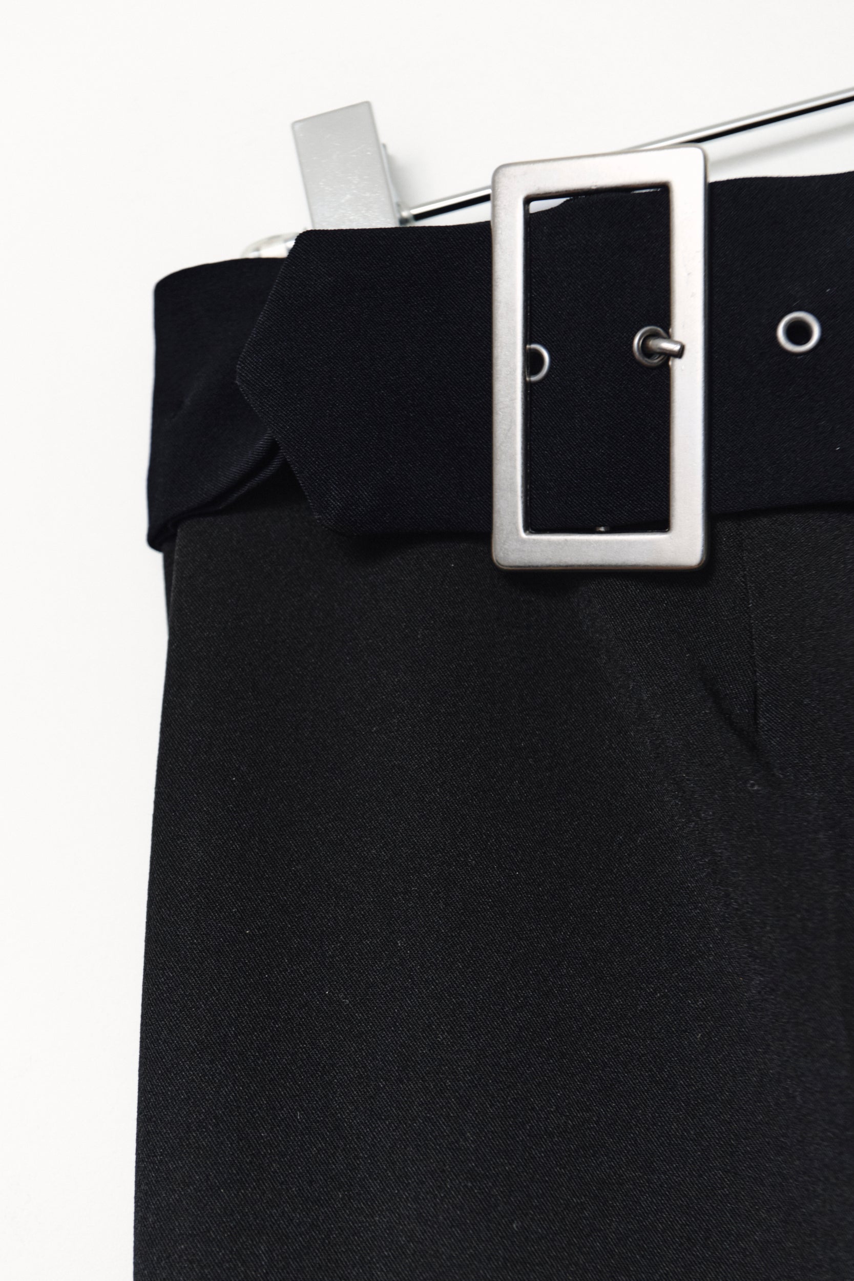 THE BUCKLE PANT (36/38)