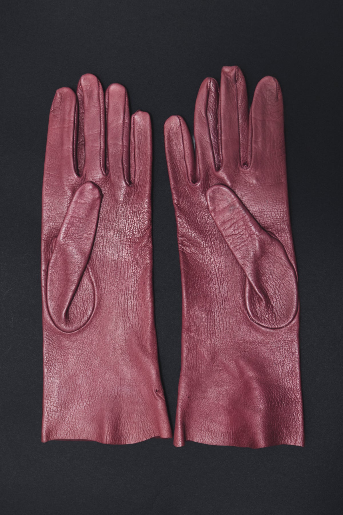 THE LEATHER GLOVES (XS)