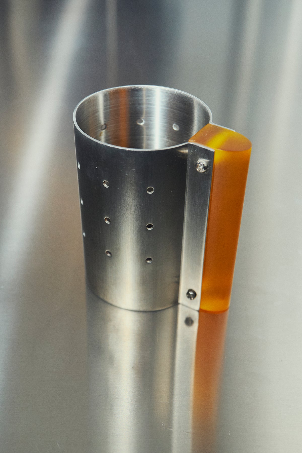 THE STEEL PEN HOLDER