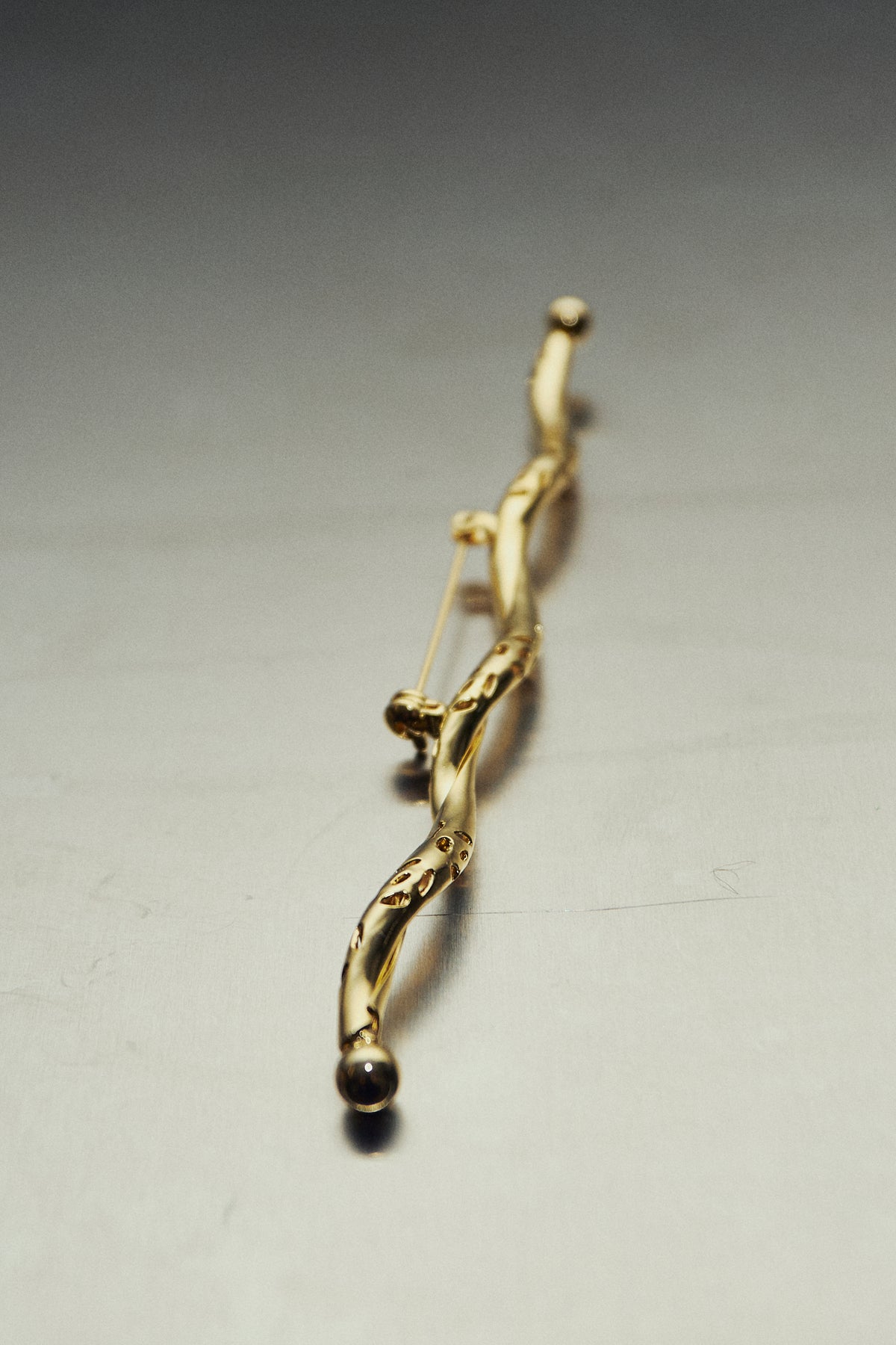 THE WILD BRANCH BROOCH