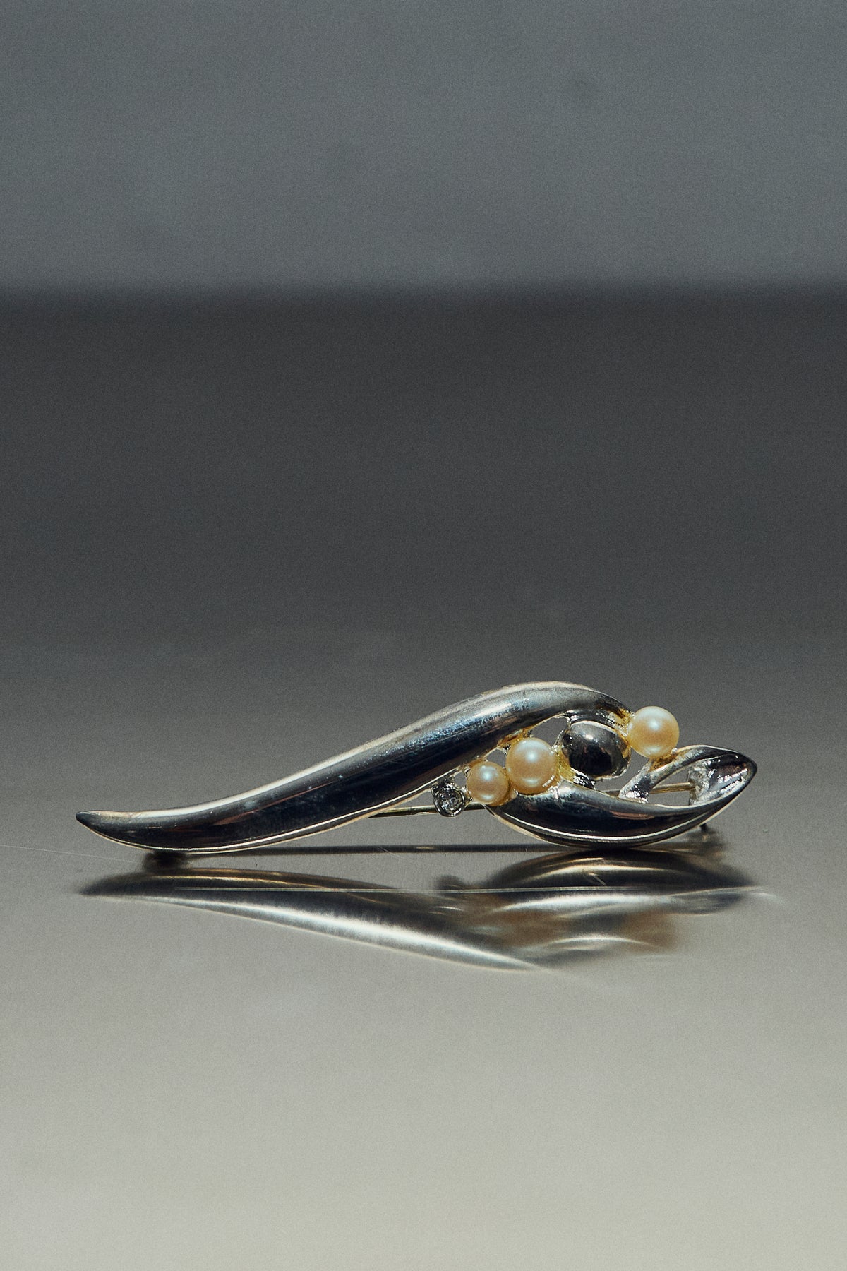 THE LUNA SWIRL BROOCH