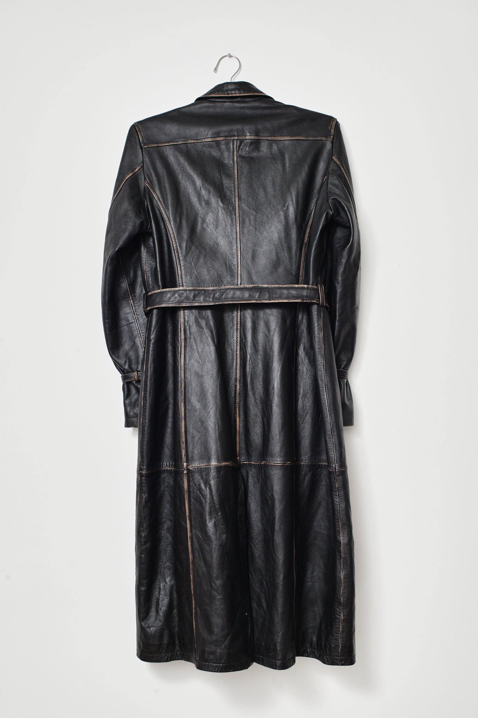 THE AGED LEATHER COAT (S/M)