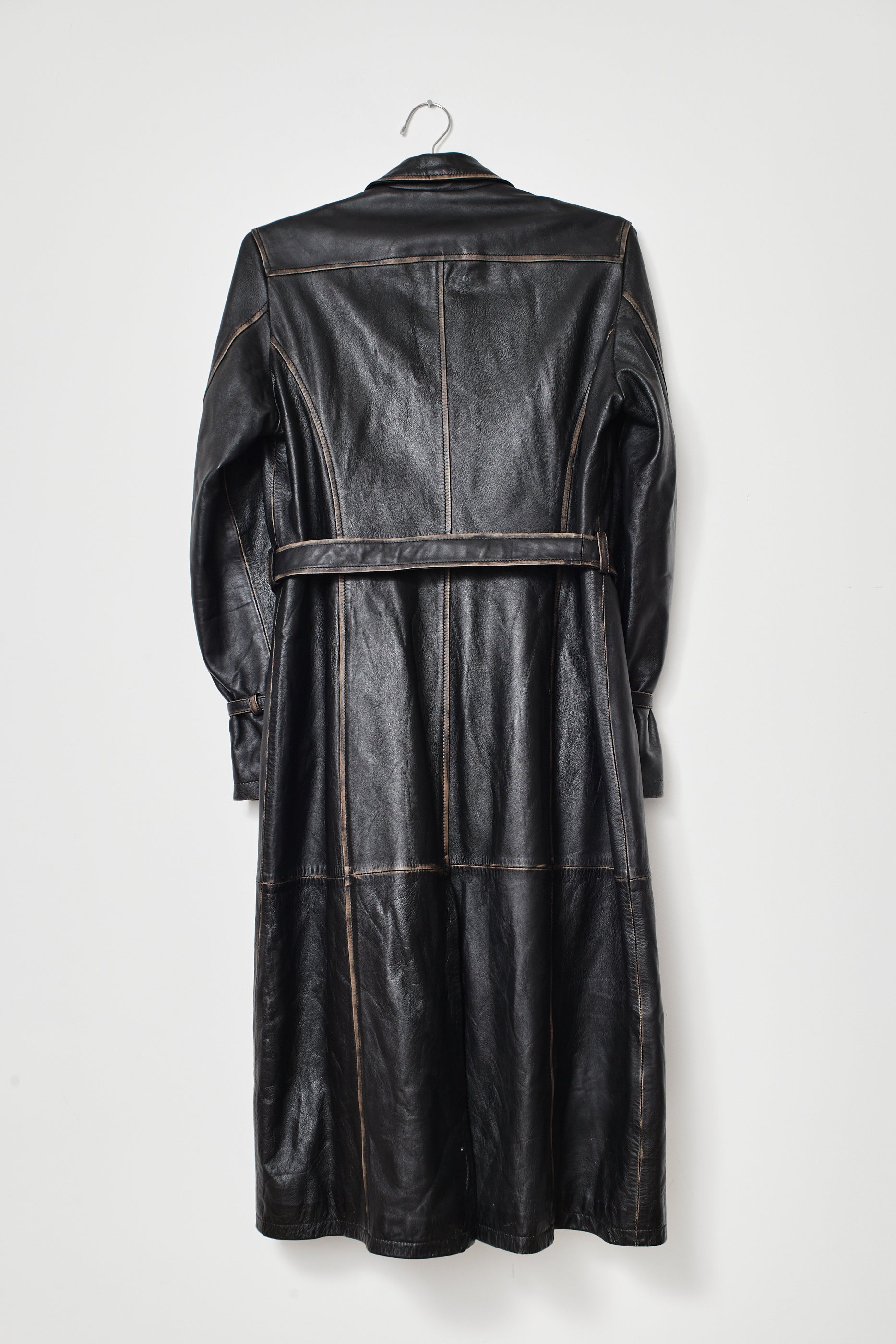 THE AGED LEATHER COAT (S/M)