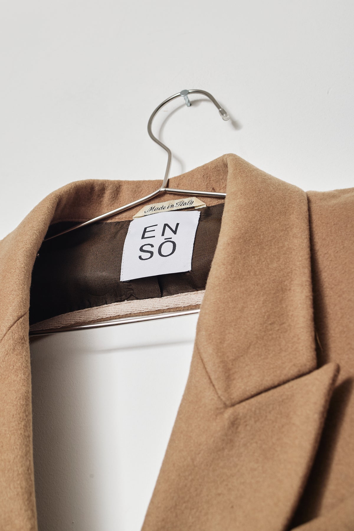 UPCYCLED OPEN BACK BLAZER CAMEL (M/L)