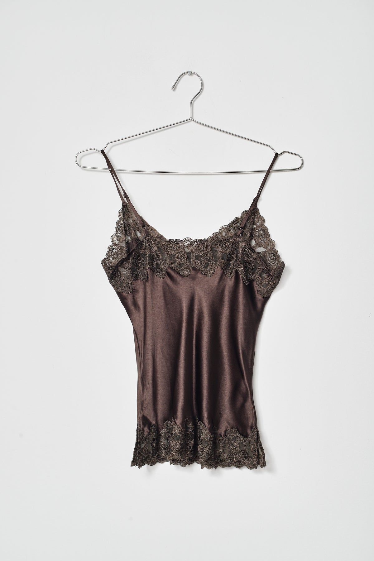 THE CHOCOLATE LACE (S/M)