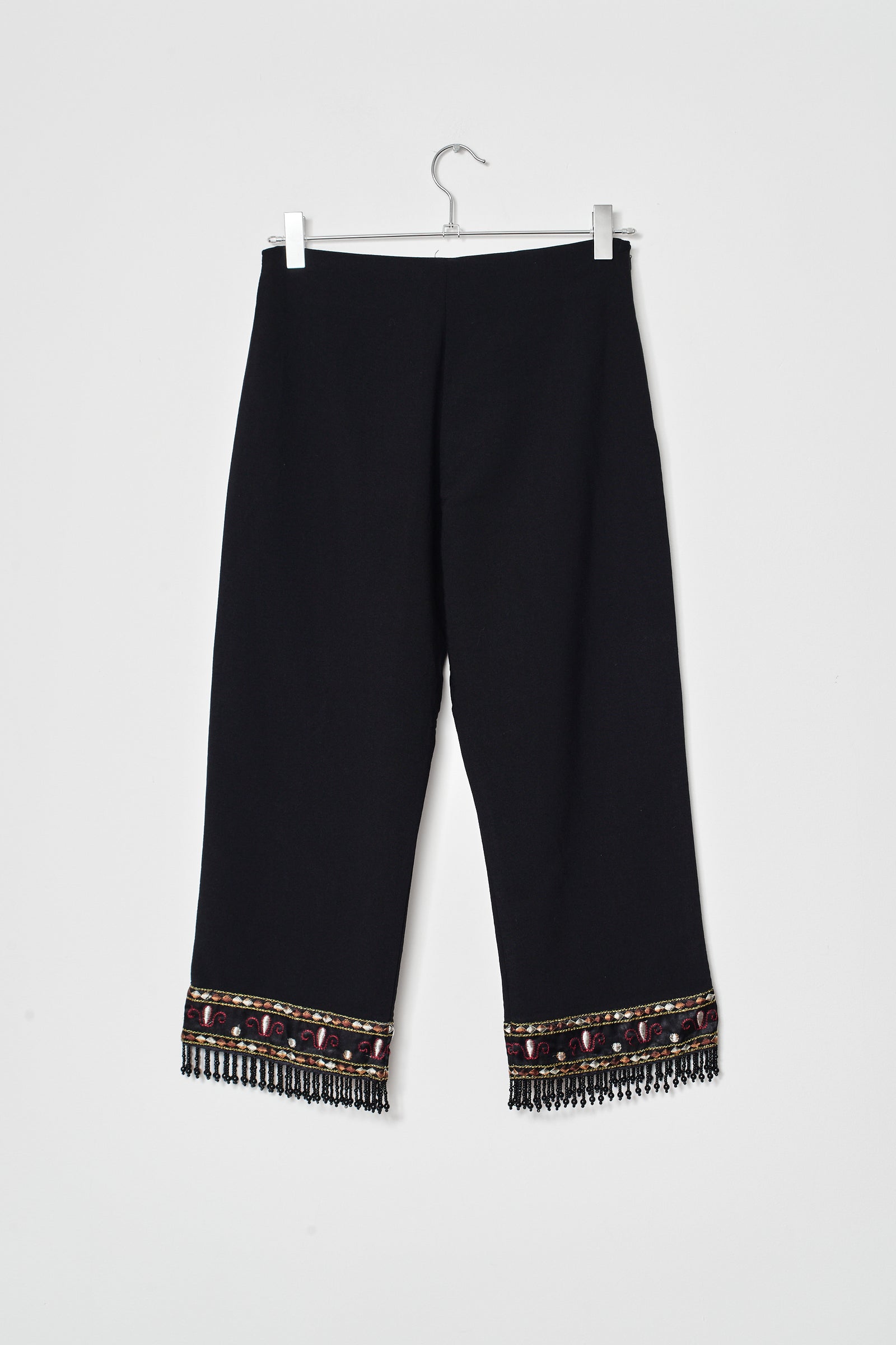 THE CHARM CAPRI (34/36)