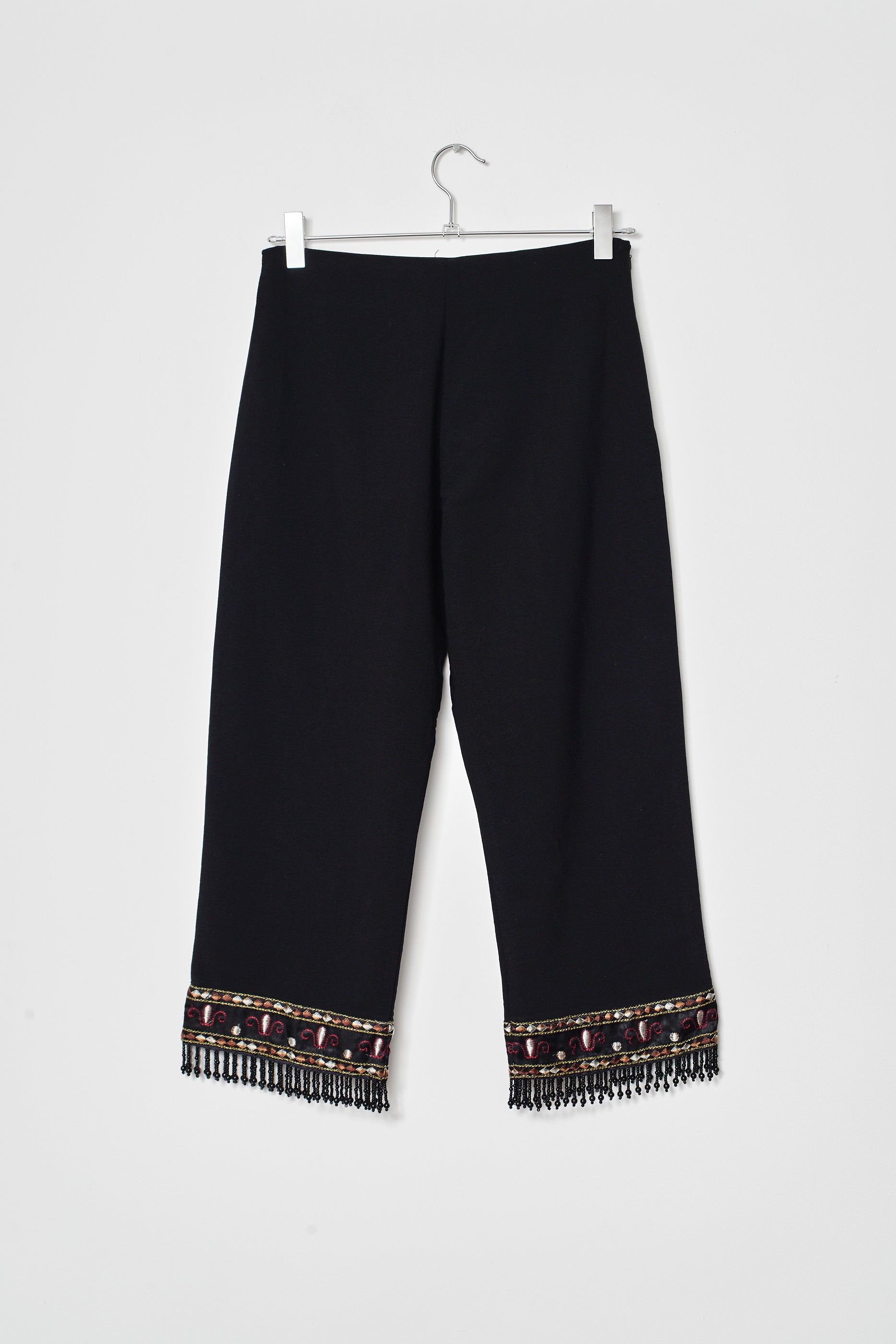 THE CHARM CAPRI (34/36)