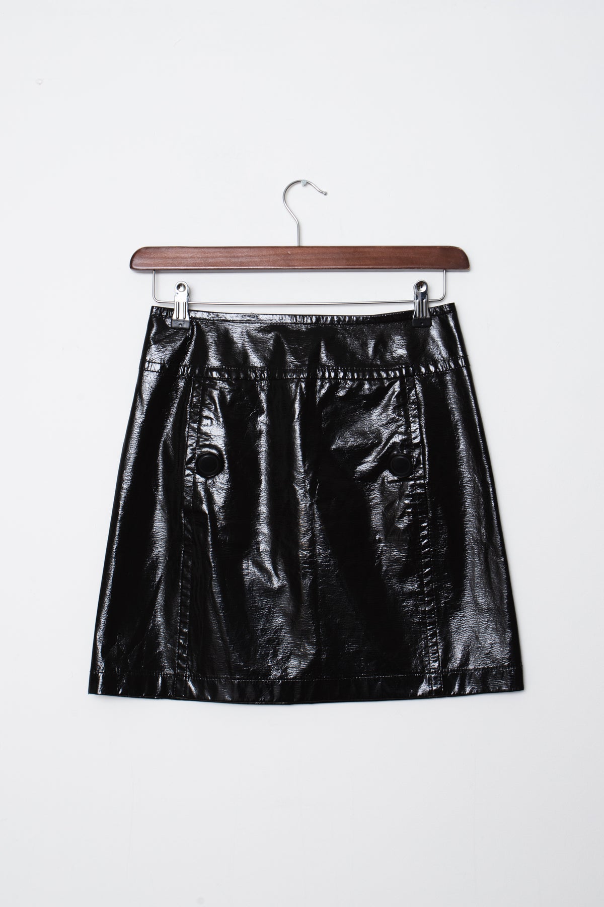 THE BLACK SHINY SKIRT (34/36)