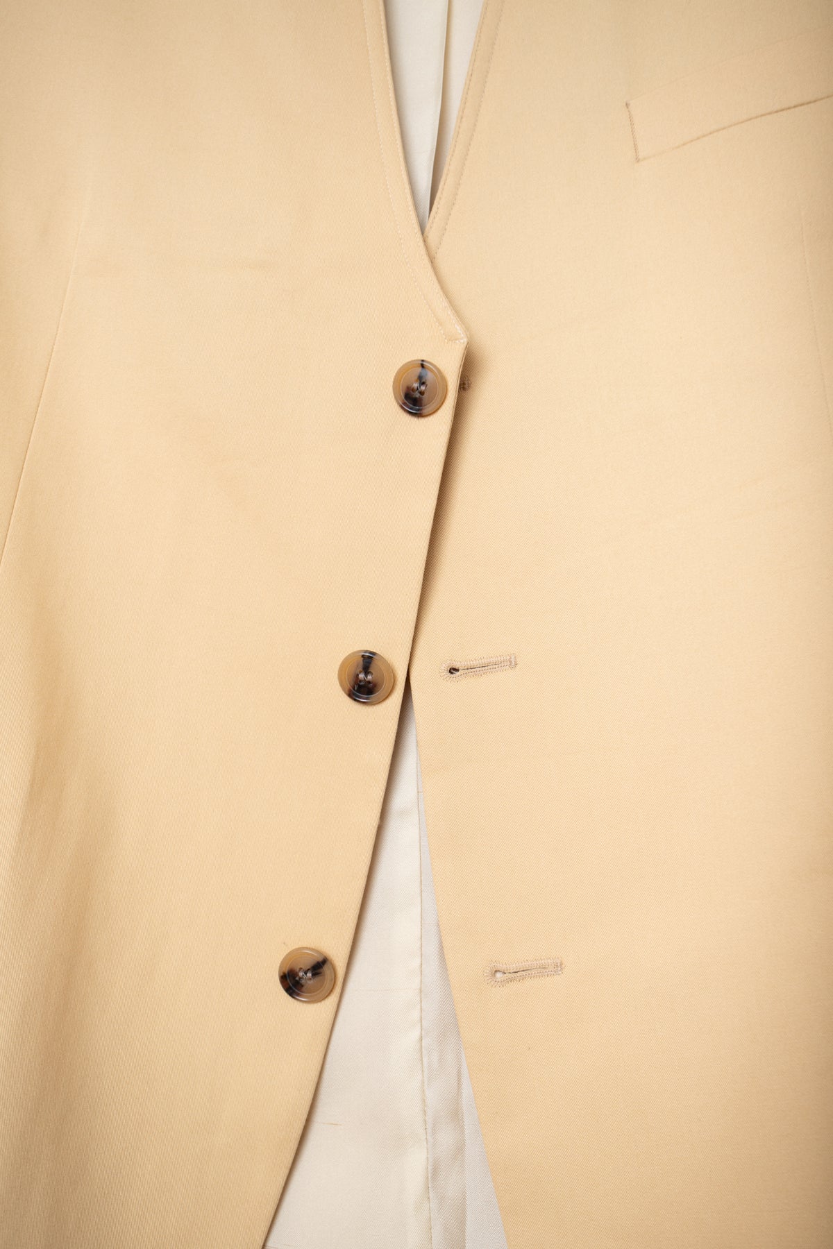 UPCYCLED VEST BUTTER YELLOW (L/XL)