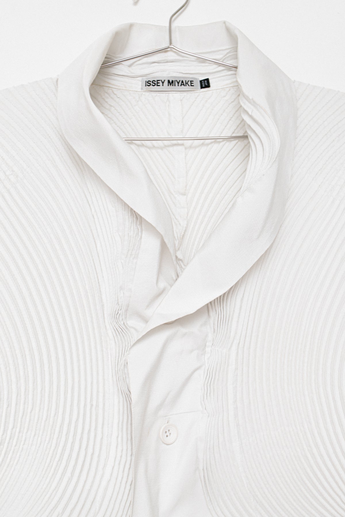 ISSEY MIYAKE PLEATED TOP (M/L)