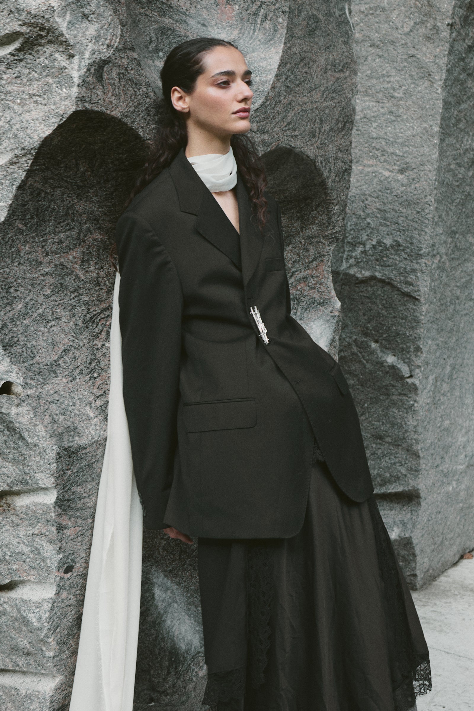 LORO PIANA OPEN BACK BLAZER (M/L)