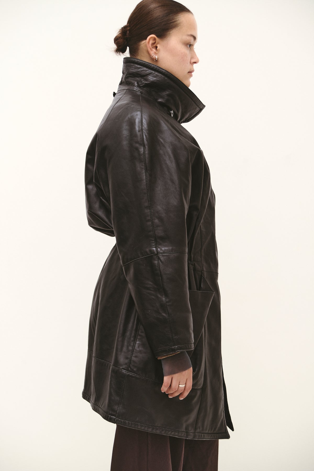 THE CINCHED LEATHER COAT (M/L)