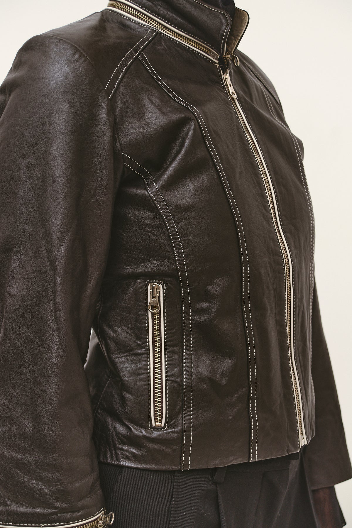 THE DETACHABLE JACKET (XS/S)
