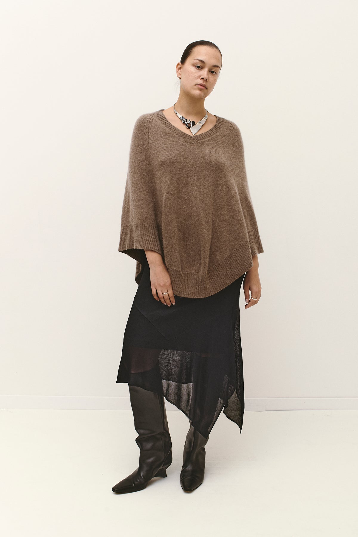 THE BLACK SKIRT (34/36)