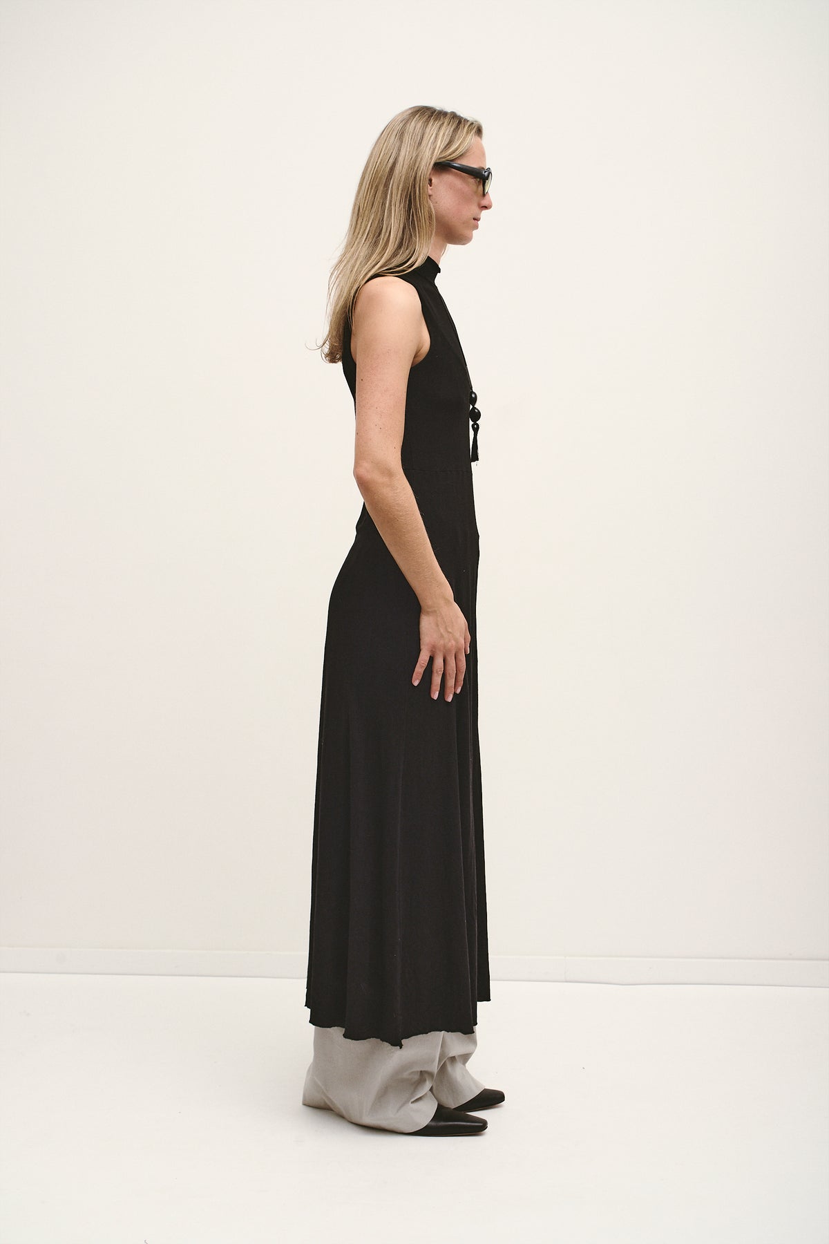 THE ELONGATED DRESS (S/M)