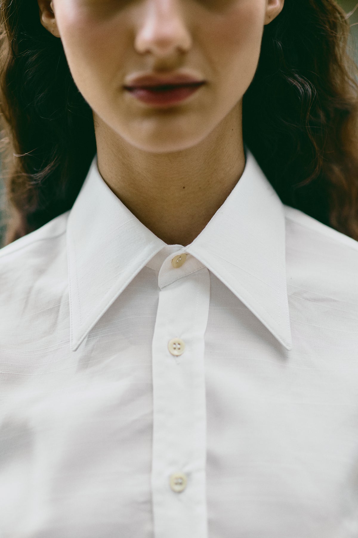 THE TAILORED SHIRT (XS/S)