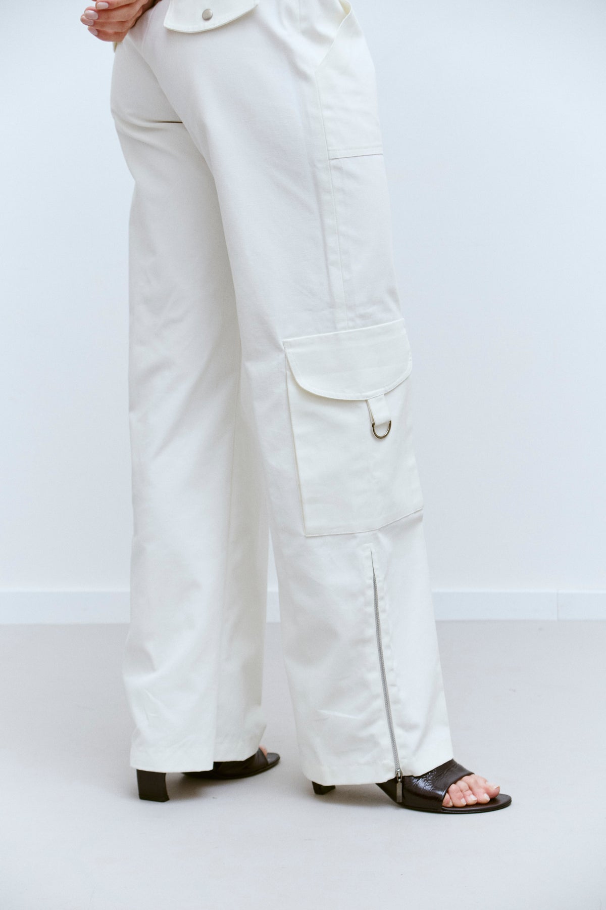 THE WHITE CARGO TROUSER (36/38) - ENSO Vintage