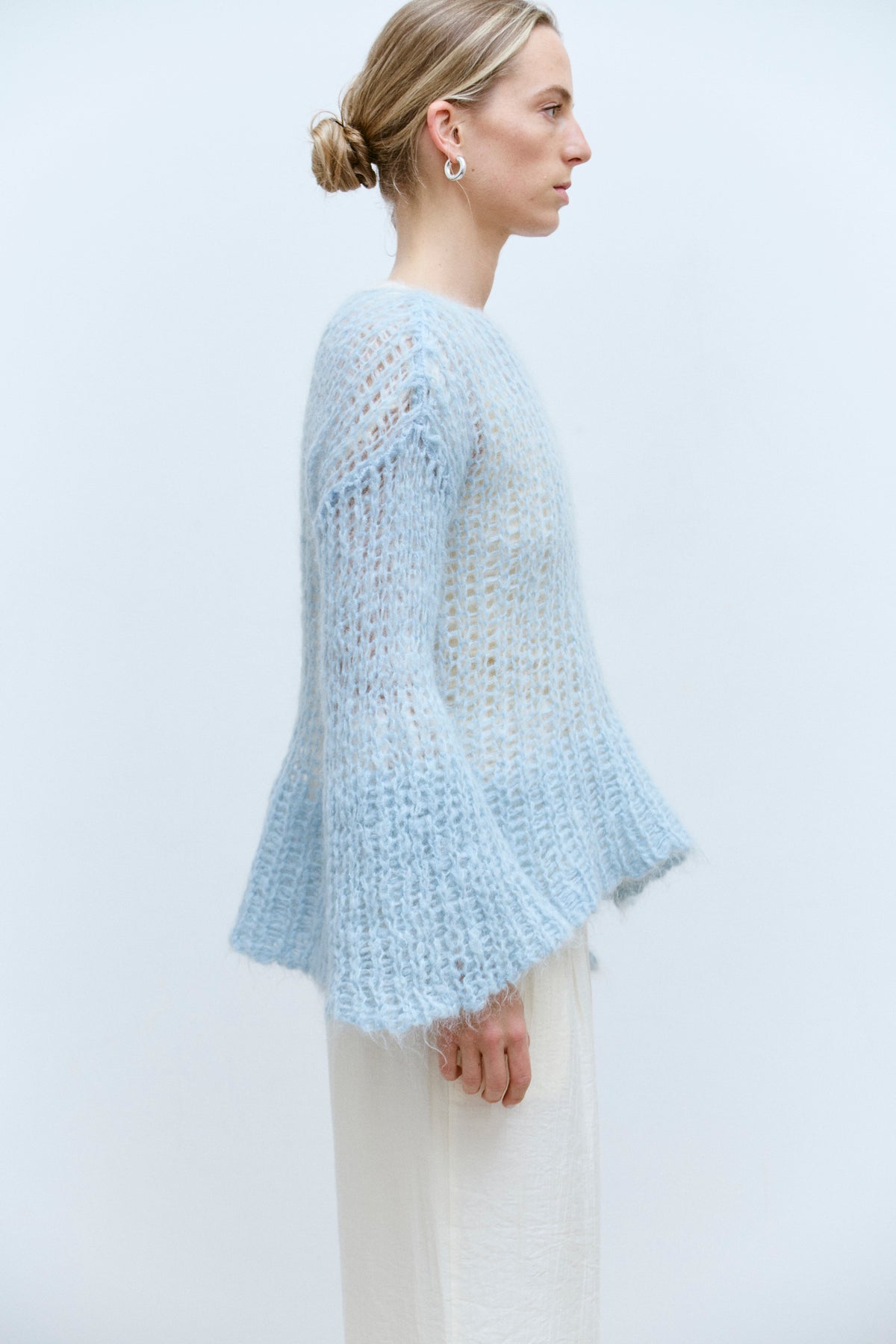 EMPORIO ARMANI BELL SLEEVE KNIT (M/L) - ENSO Vintage