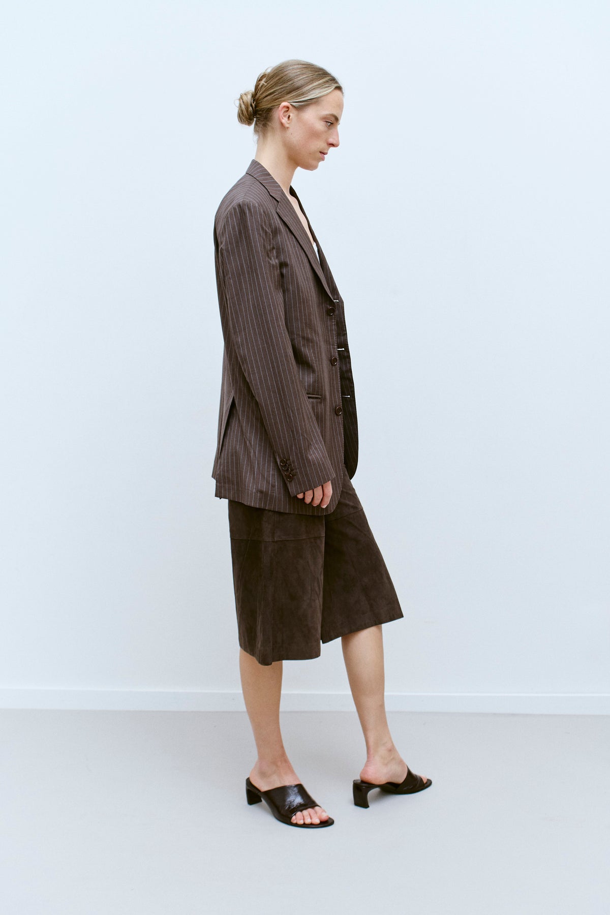 BOGGI MILANO PINSTRIPE BLAZER (S/M) - ENSO Vintage