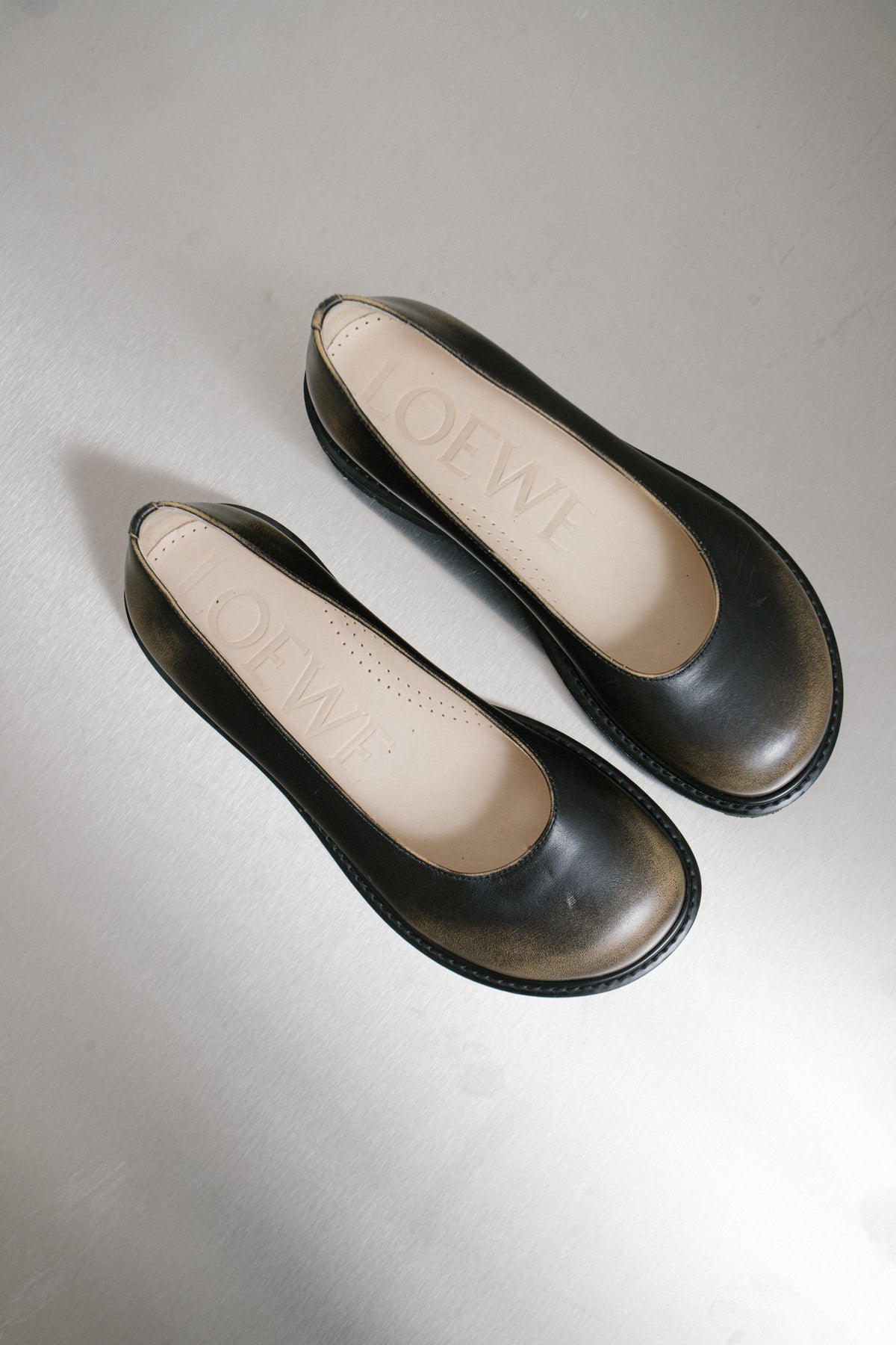 LOEWE LOAFERS (39)