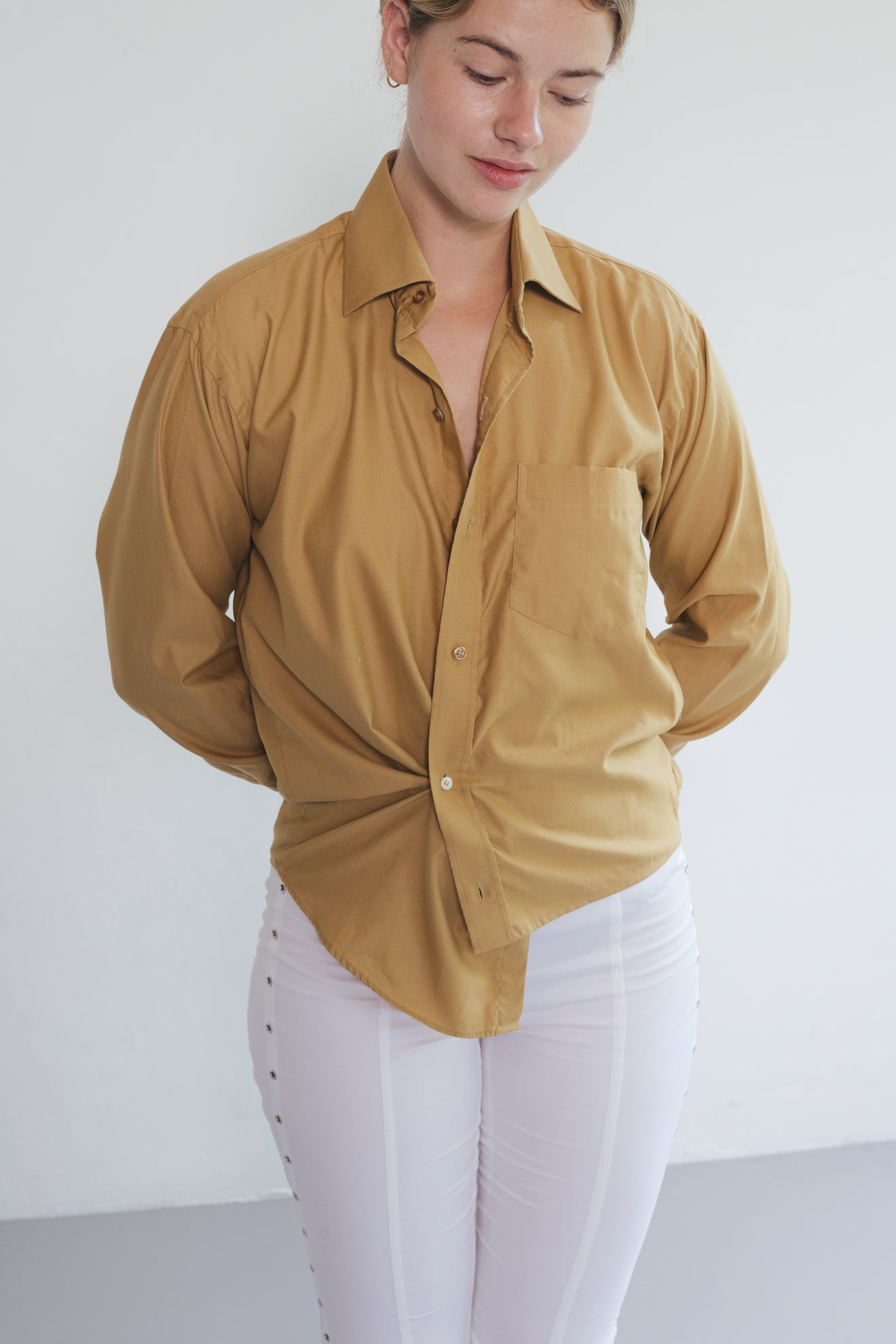 UPCYCLED WRAP SHIRT CAMEL (S/M)