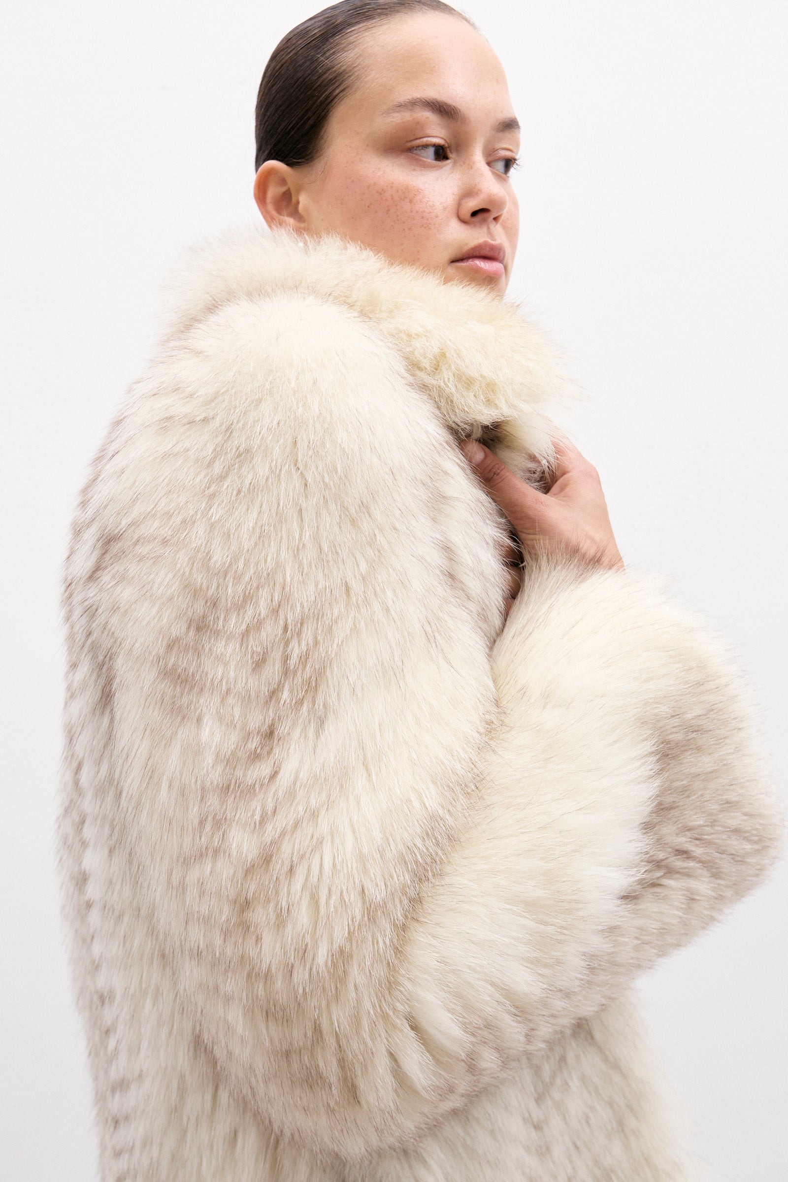THE IVORY FUR JACKET (S/M) - ENSO Vintage