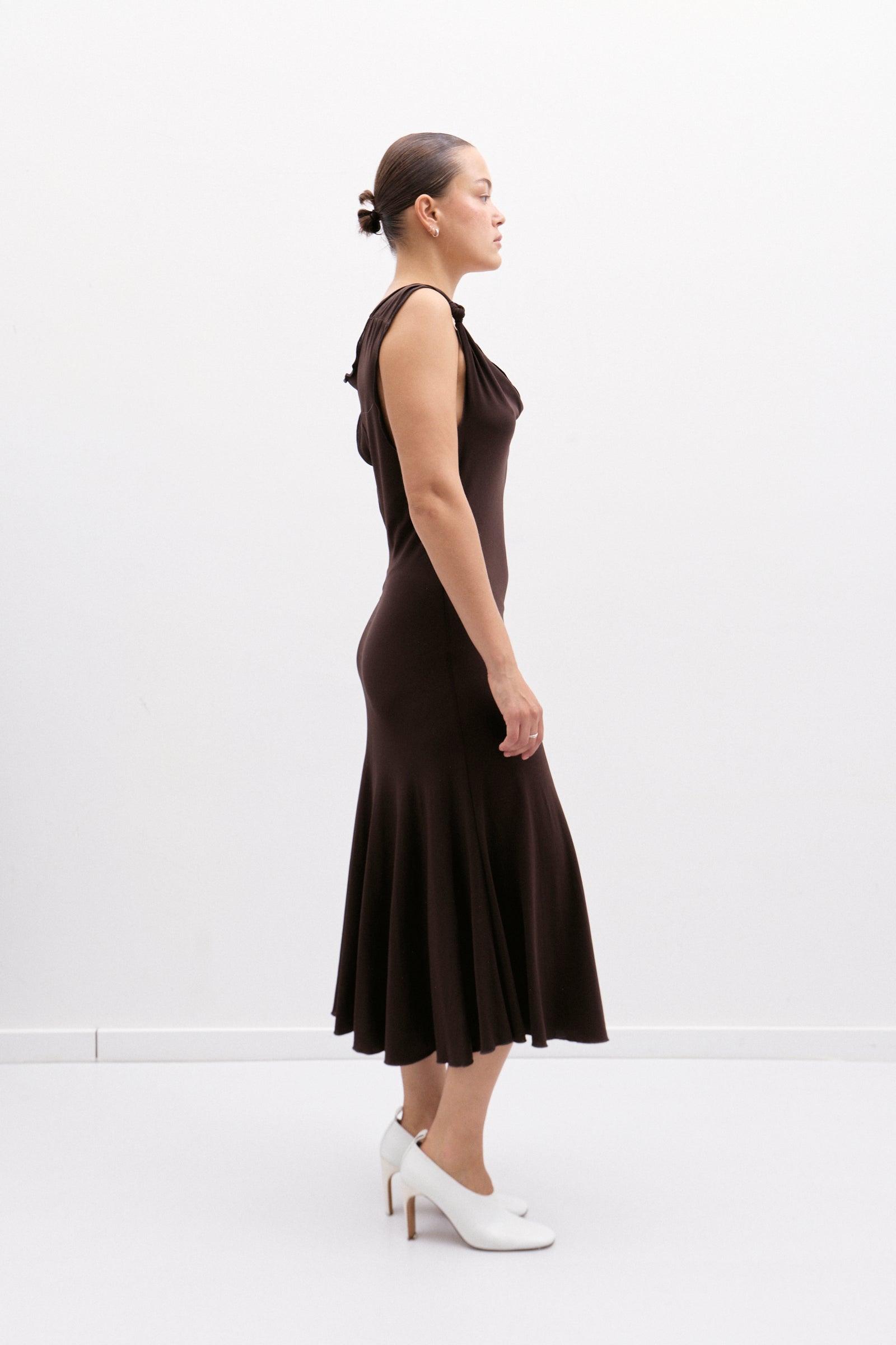THE BROWN DRAPED DRESS (S/M) - ENSO Vintage