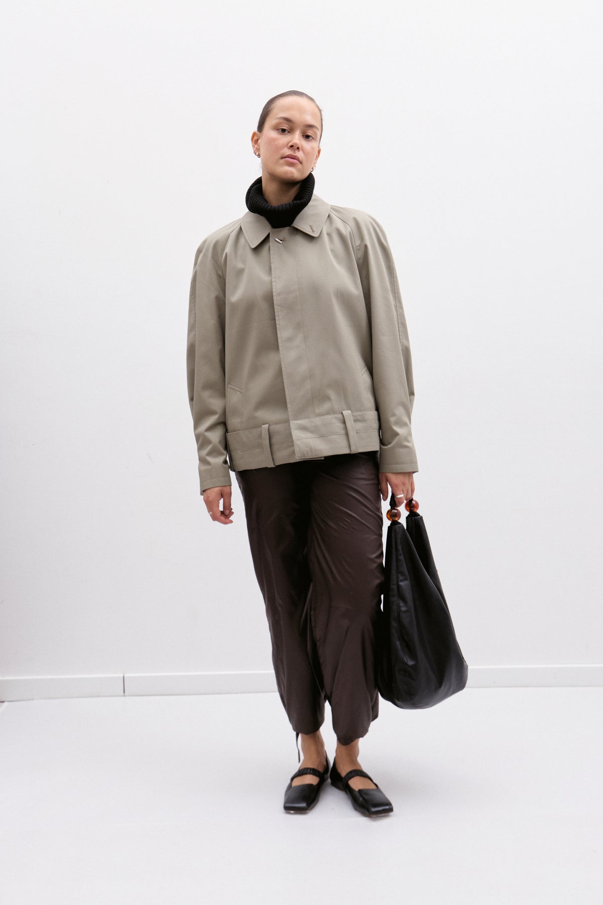 UPCYCLED BOMBER (M/L) - TAUPE