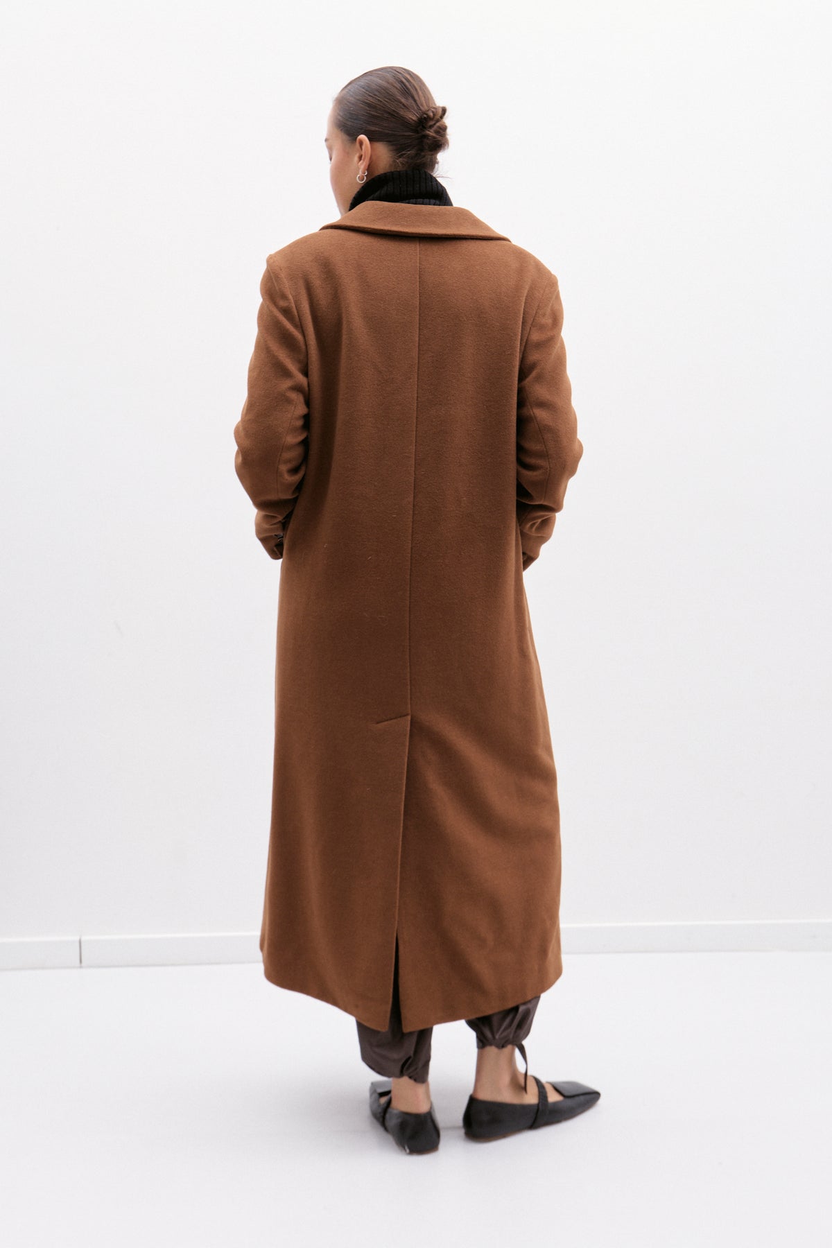 THE BROWN LONG COAT (M/L) - ENSO Vintage