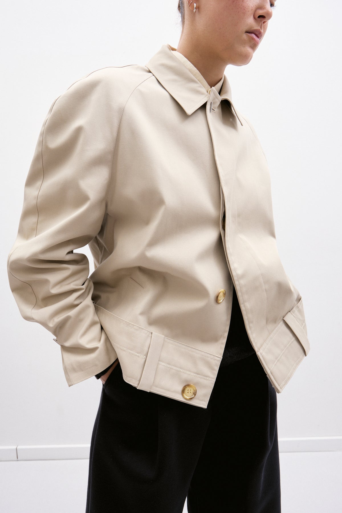 UPCYCLED BOMBER (S/M) - BEIGE