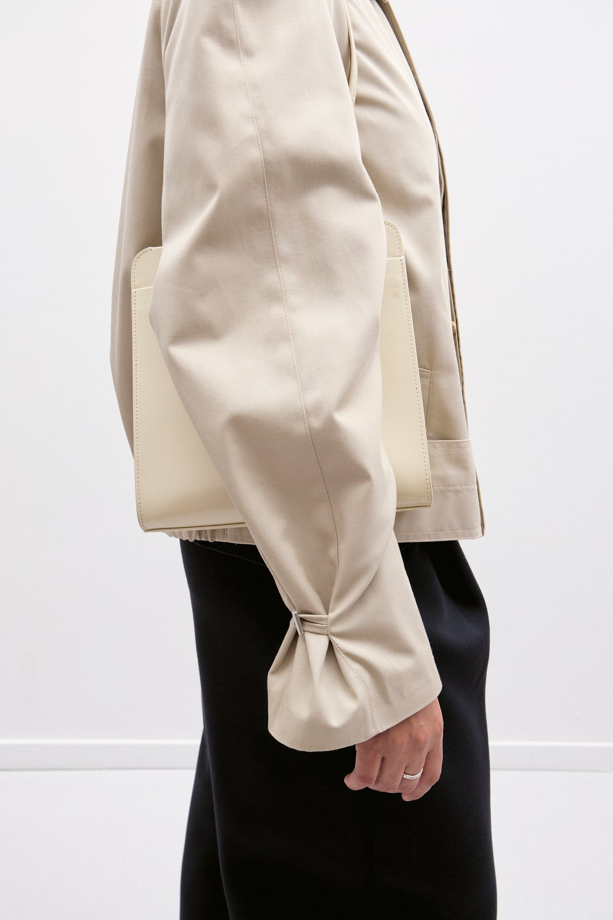 UPCYCLED BOMBER (S/M) - BEIGE