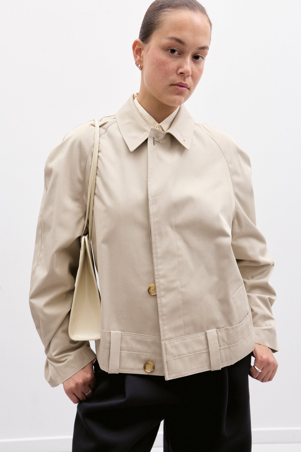 UPCYCLED BOMBER (S/M) - BEIGE