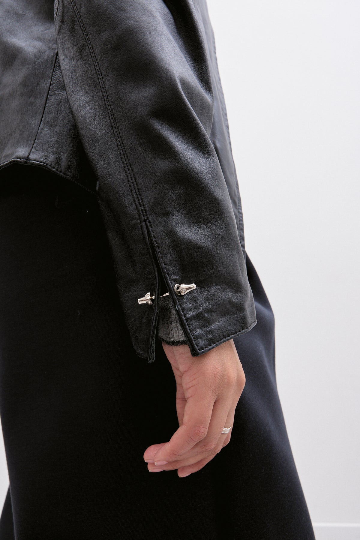 THE LEATHER ZIP JACKET (XS/S) - ENSO Vintage