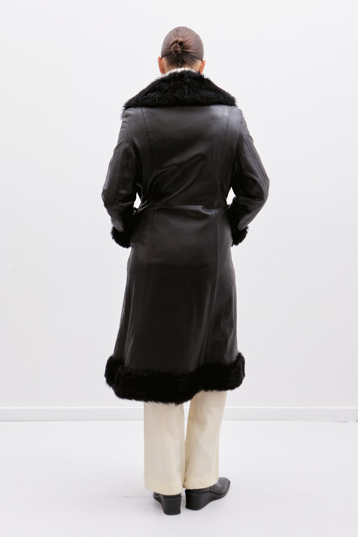 THE DOUBLE-BREASTED LEATHER COAT (S/M) - ENSO Vintage