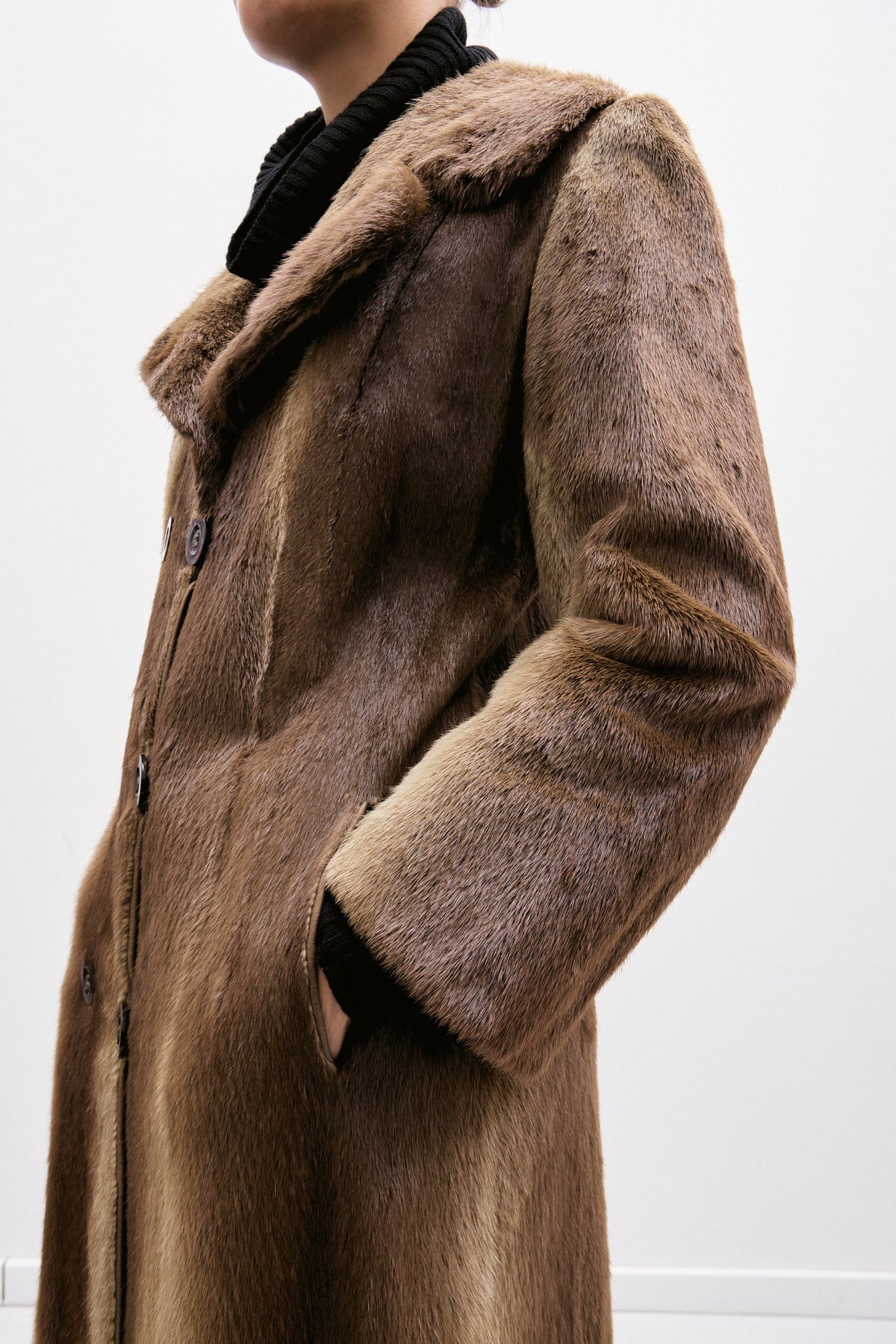 THE DOUBLE-BREASTED FUR COAT (S/M) - ENSO Vintage