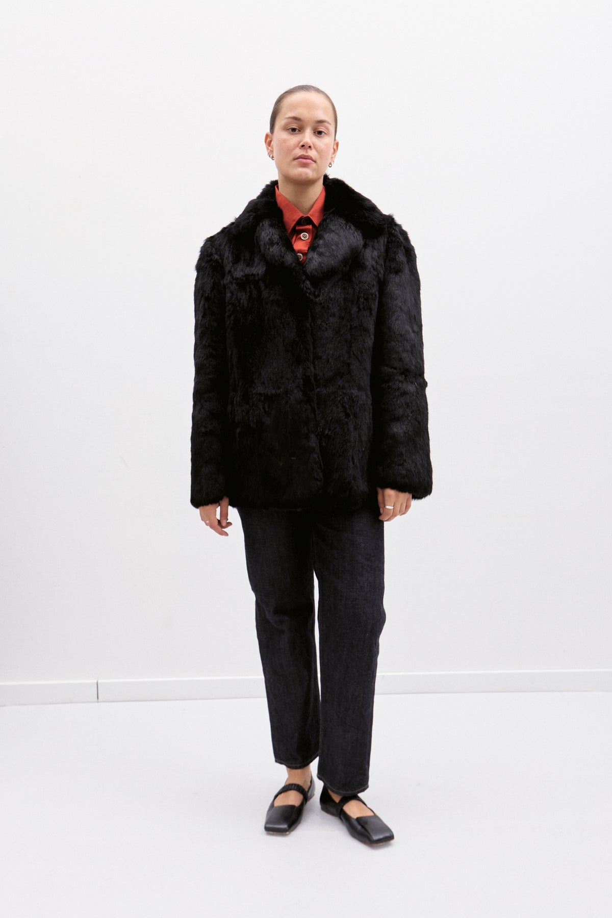 THE BLACK FUR JACKET (M/L) - ENSO Vintage