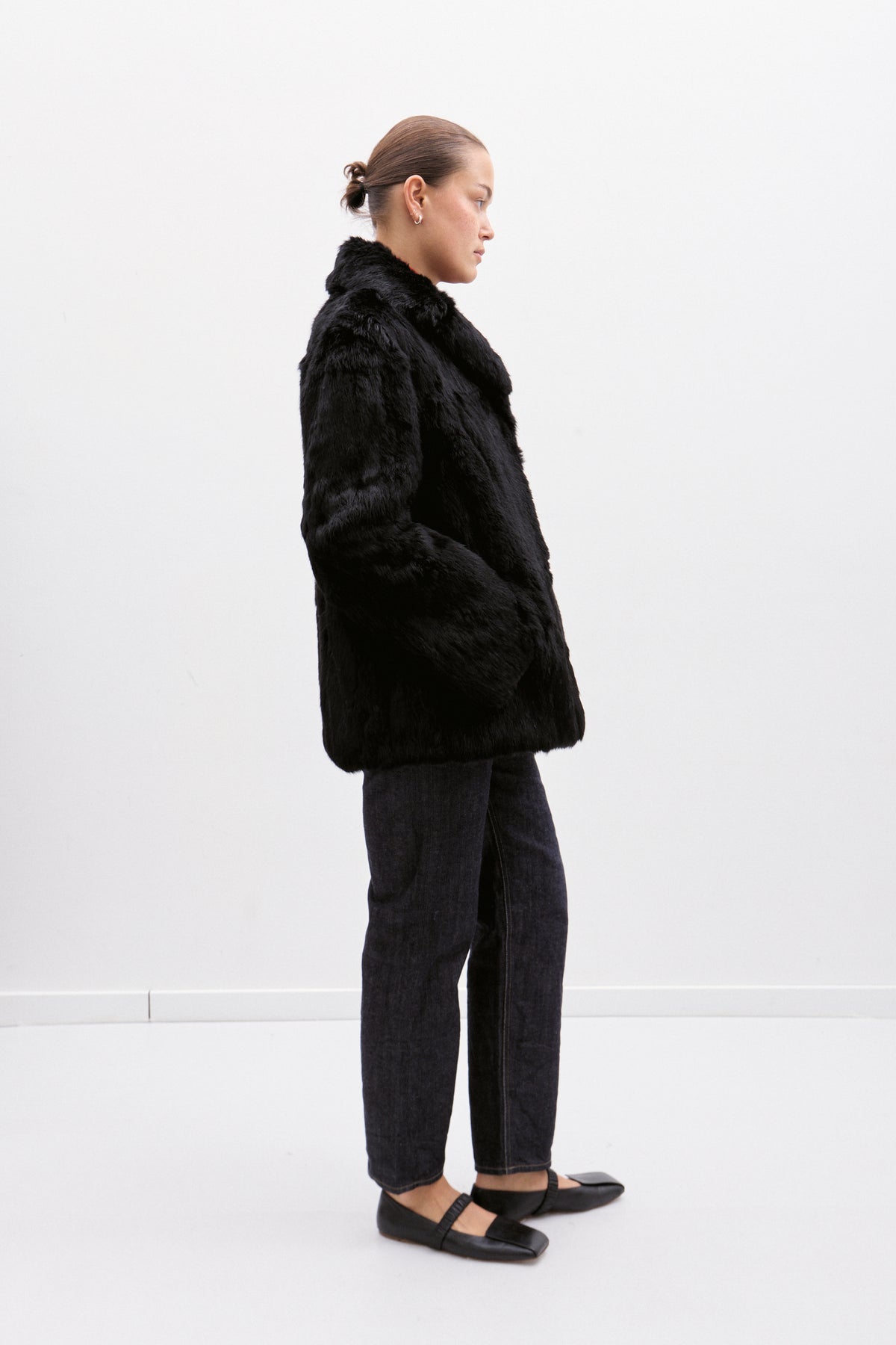 THE BLACK FUR JACKET (M/L) - ENSO Vintage