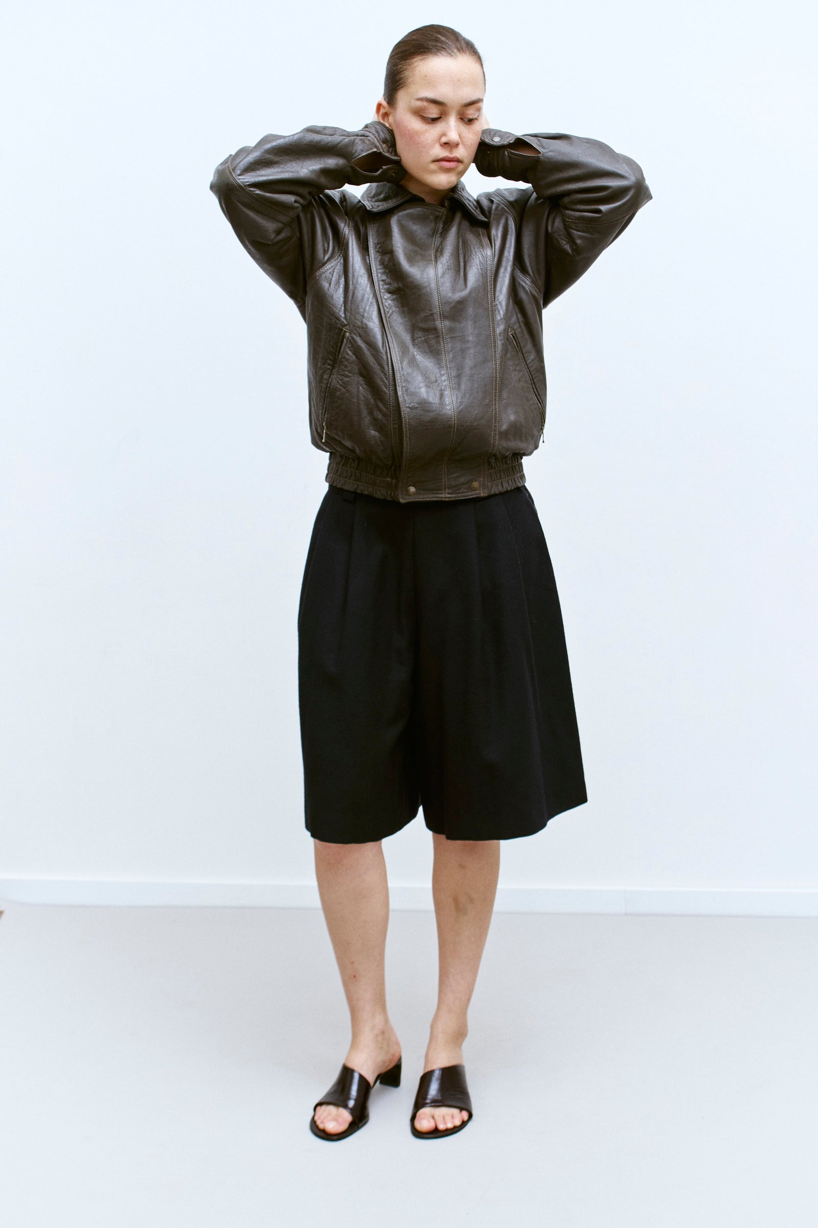 THE TAILORED BERMUDA SHORTS (36/38) - ENSO Vintage