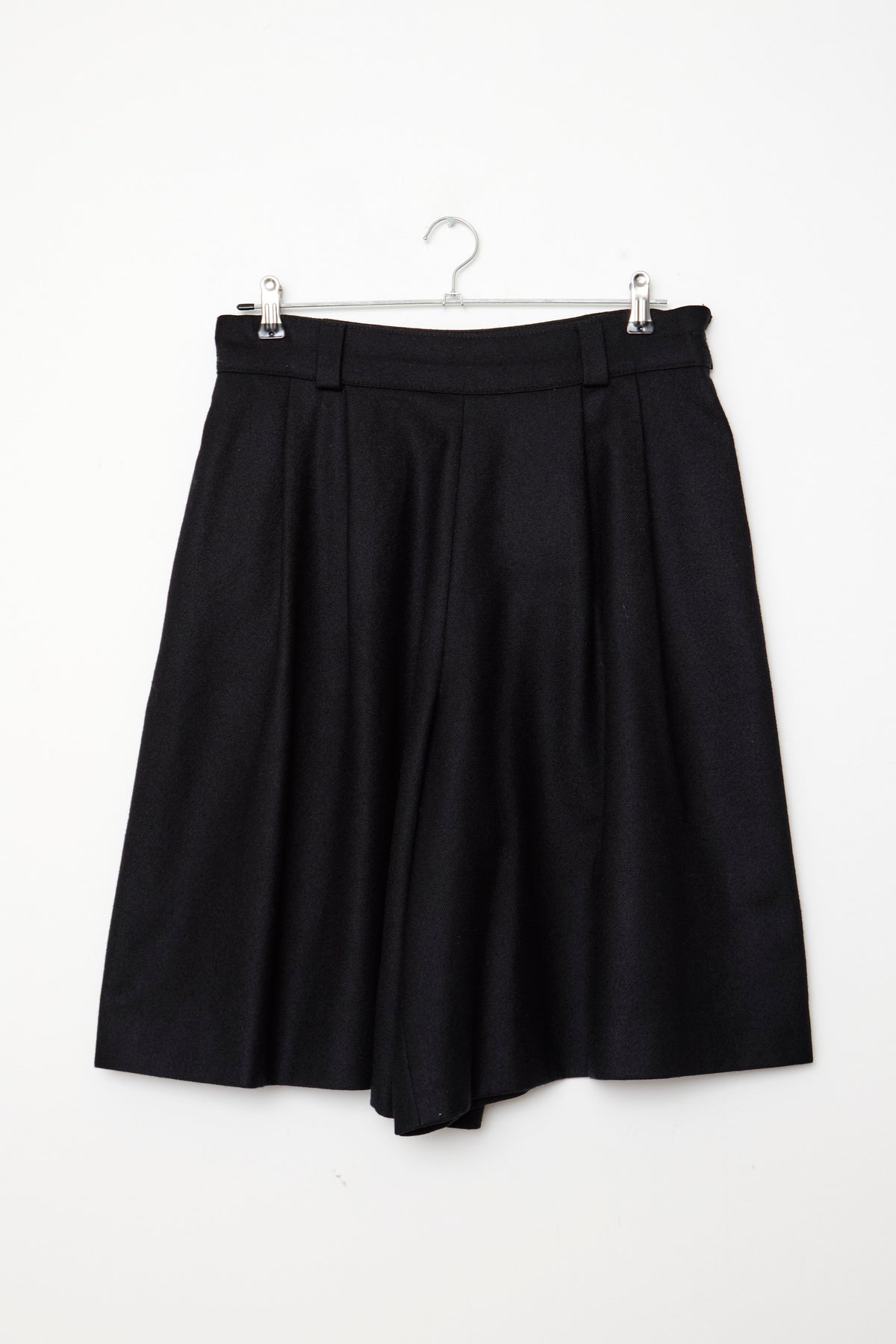 THE TAILORED WOOL BERMUDA SHORTS (38/40) - ENSO Vintage