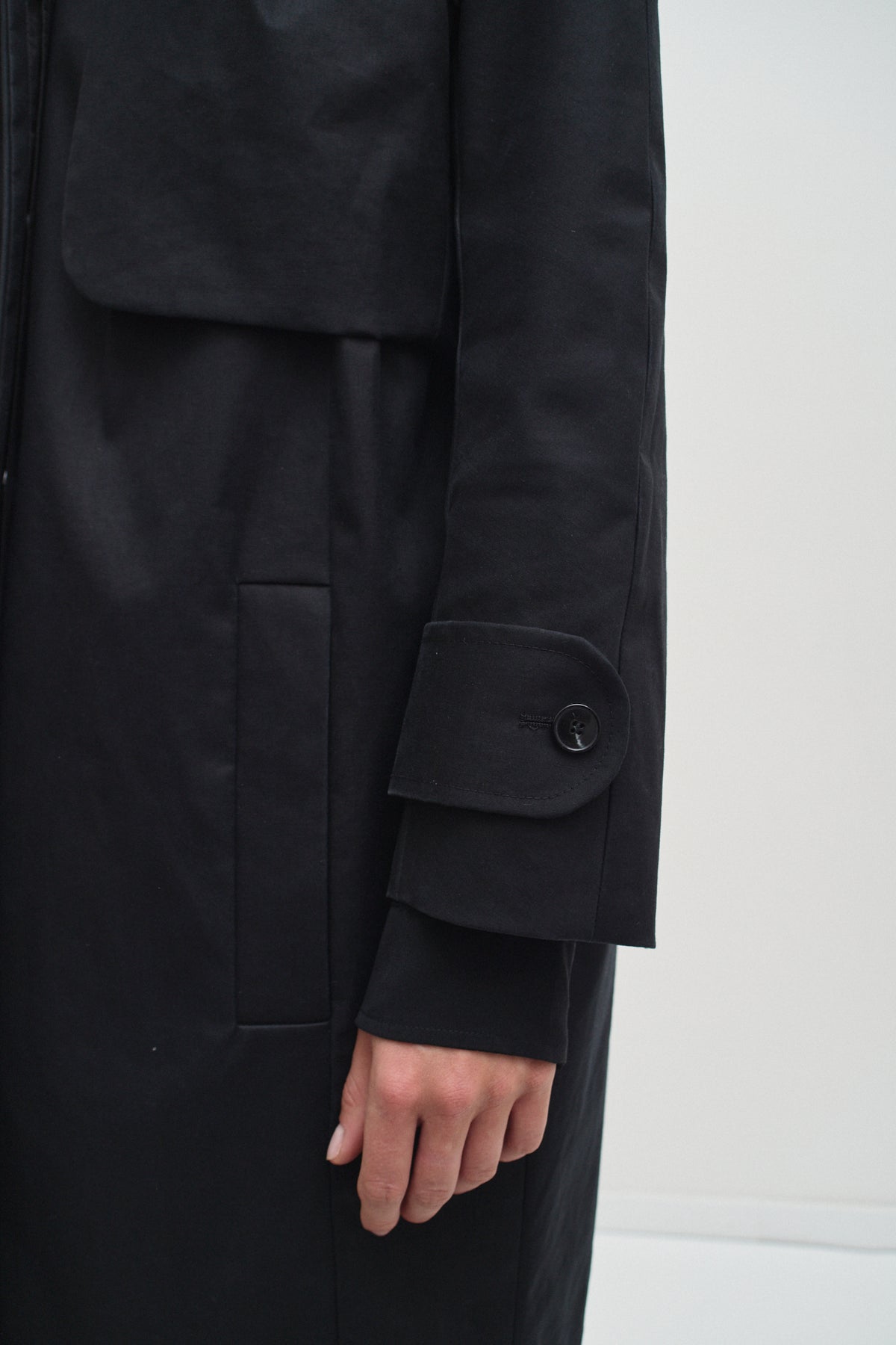 CARVEN TRENCHCOAT (S/M)