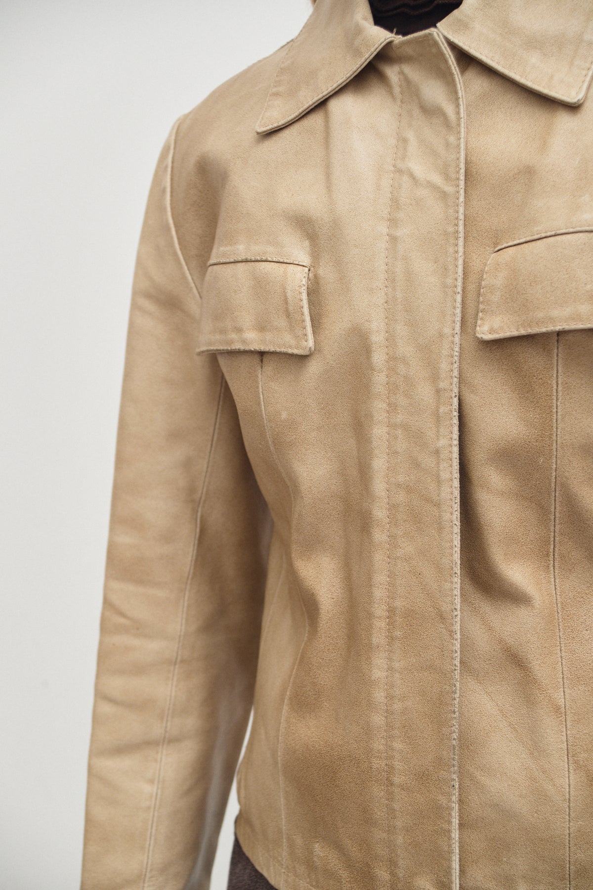 THE STRUCTURED LEATHER JACKET (S/M)